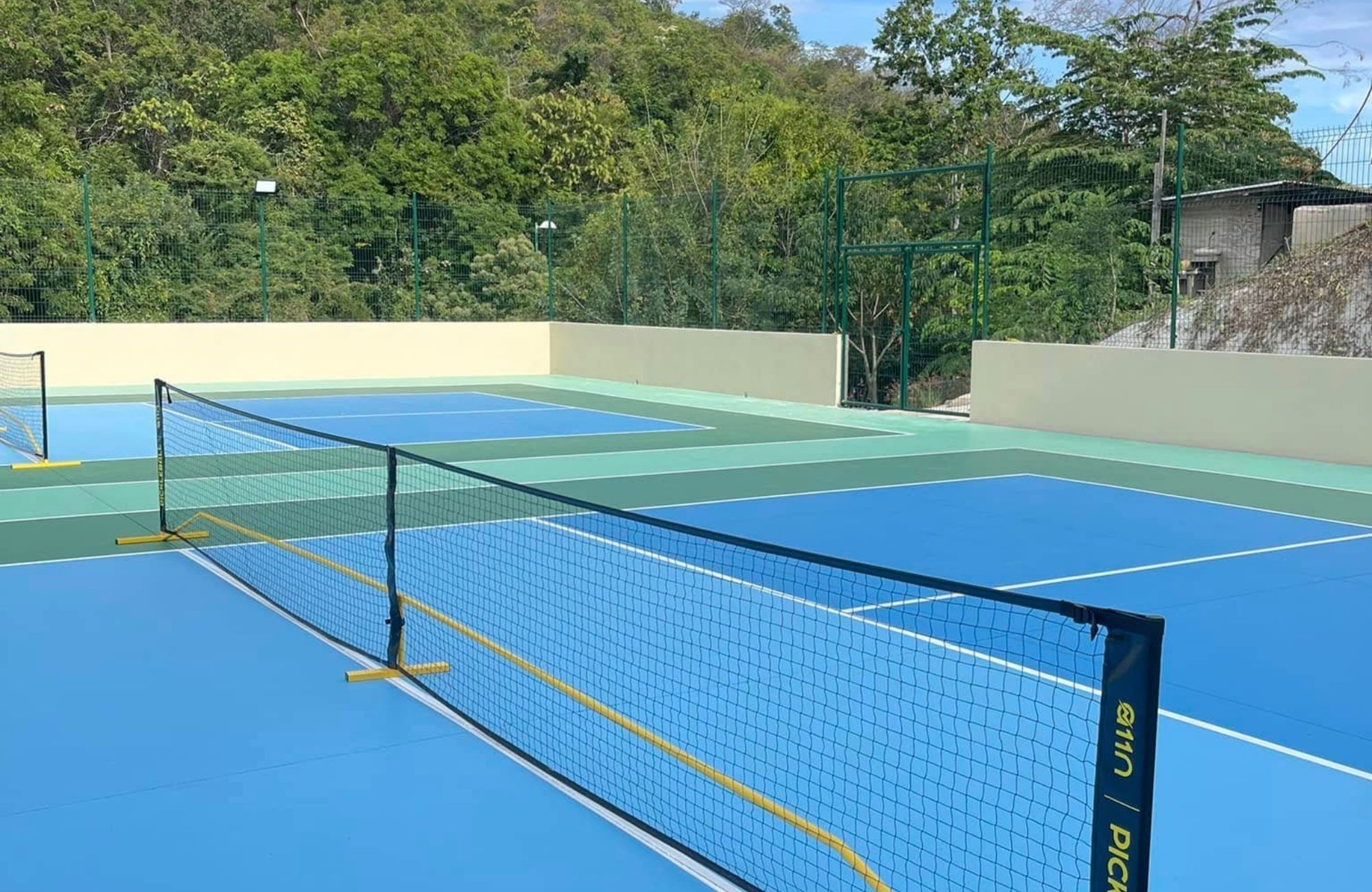 Condo with ocean view, beach club and access to the sea, golf, sports courts, spa and more, pre-construction, sale Huatulco.