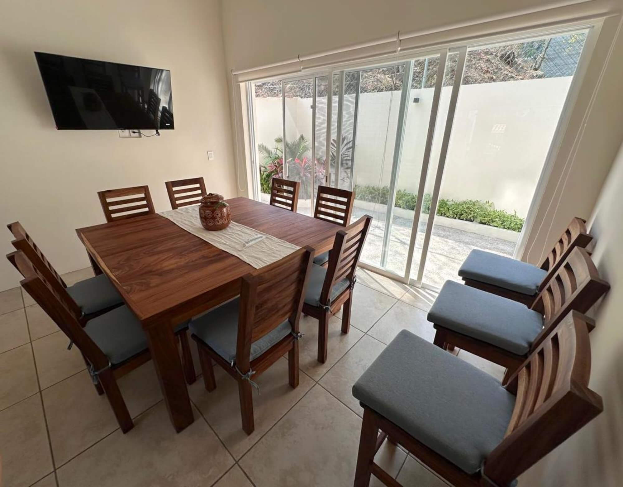 Ocean view villa, beach access, pool, for sale, Punta Santa Cruz, Huatulco.