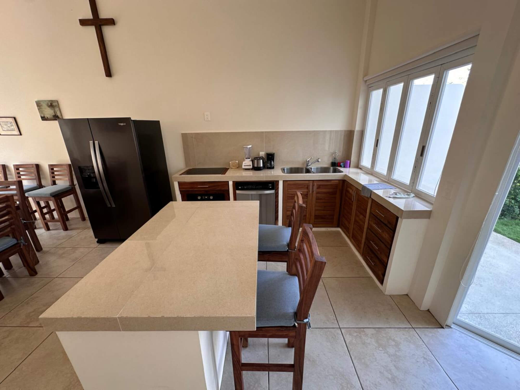 Ocean view villa, beach access, pool, for sale, Punta Santa Cruz, Huatulco.