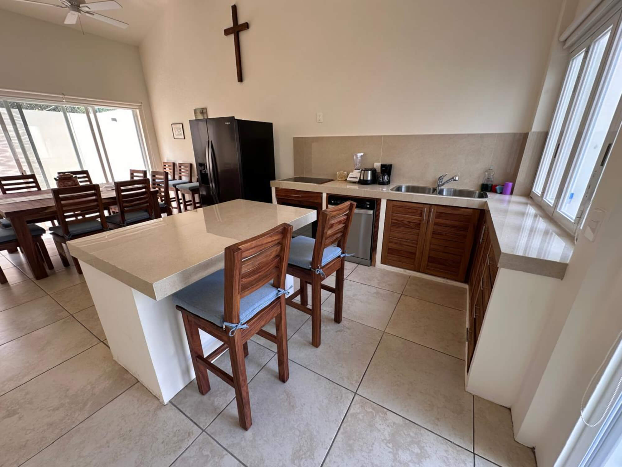 Ocean view villa, beach access, pool, for sale, Punta Santa Cruz, Huatulco.