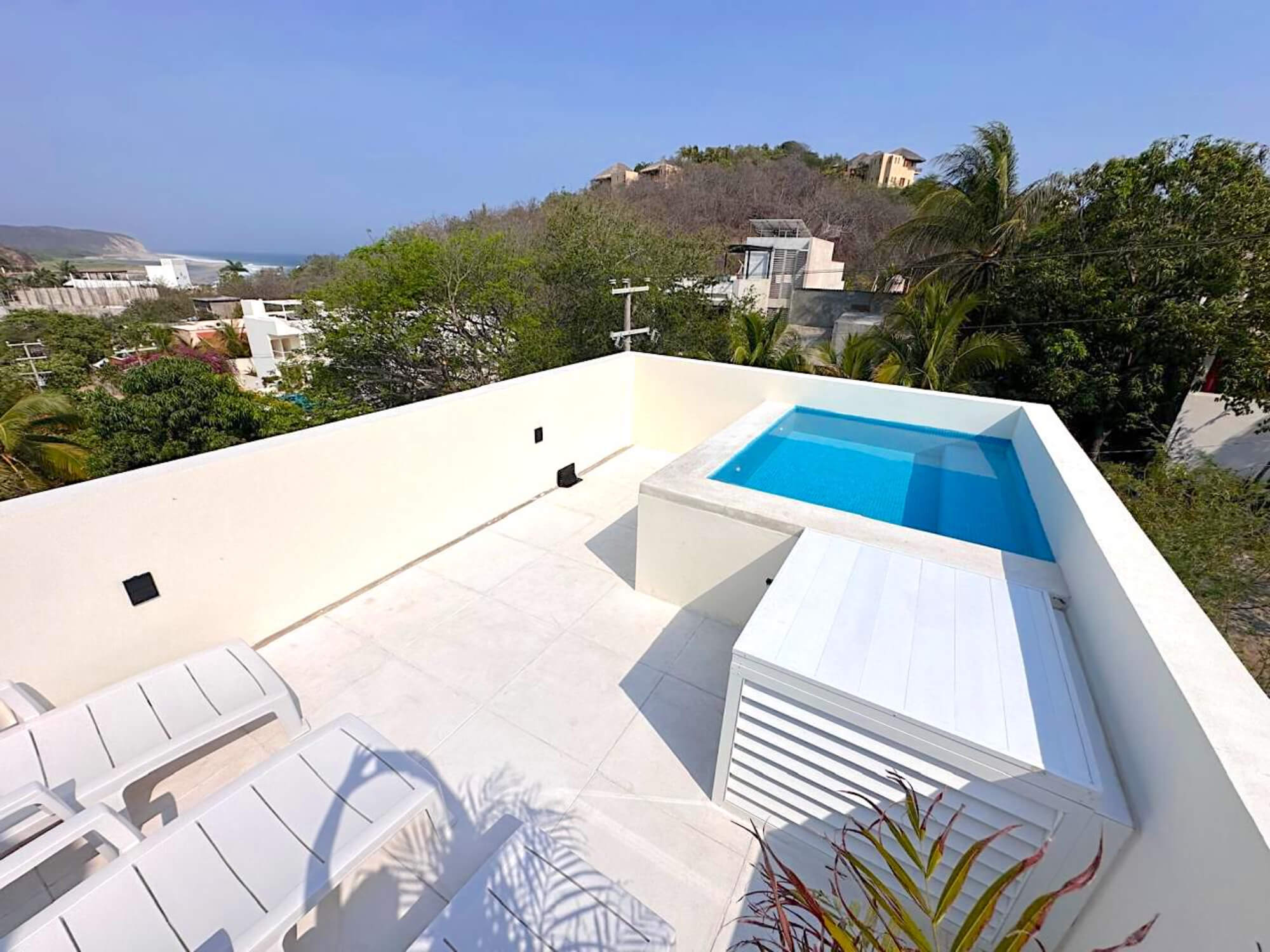 Ocean view villa, beach access, pool, for sale, Punta Santa Cruz, Huatulco.