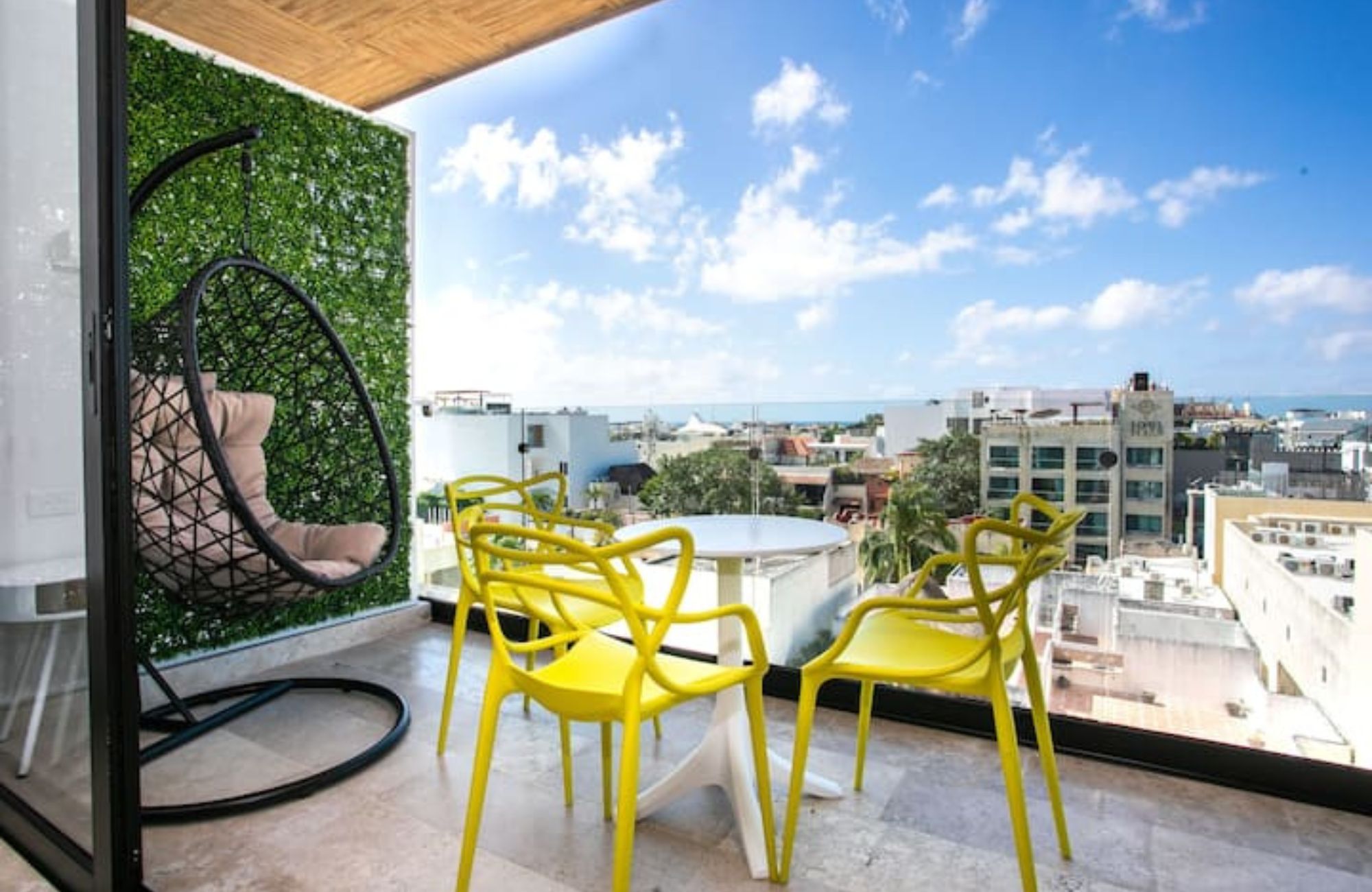 Departamento con infinity pool com&uacute;n, en venta, Centro, Playa del Carmen