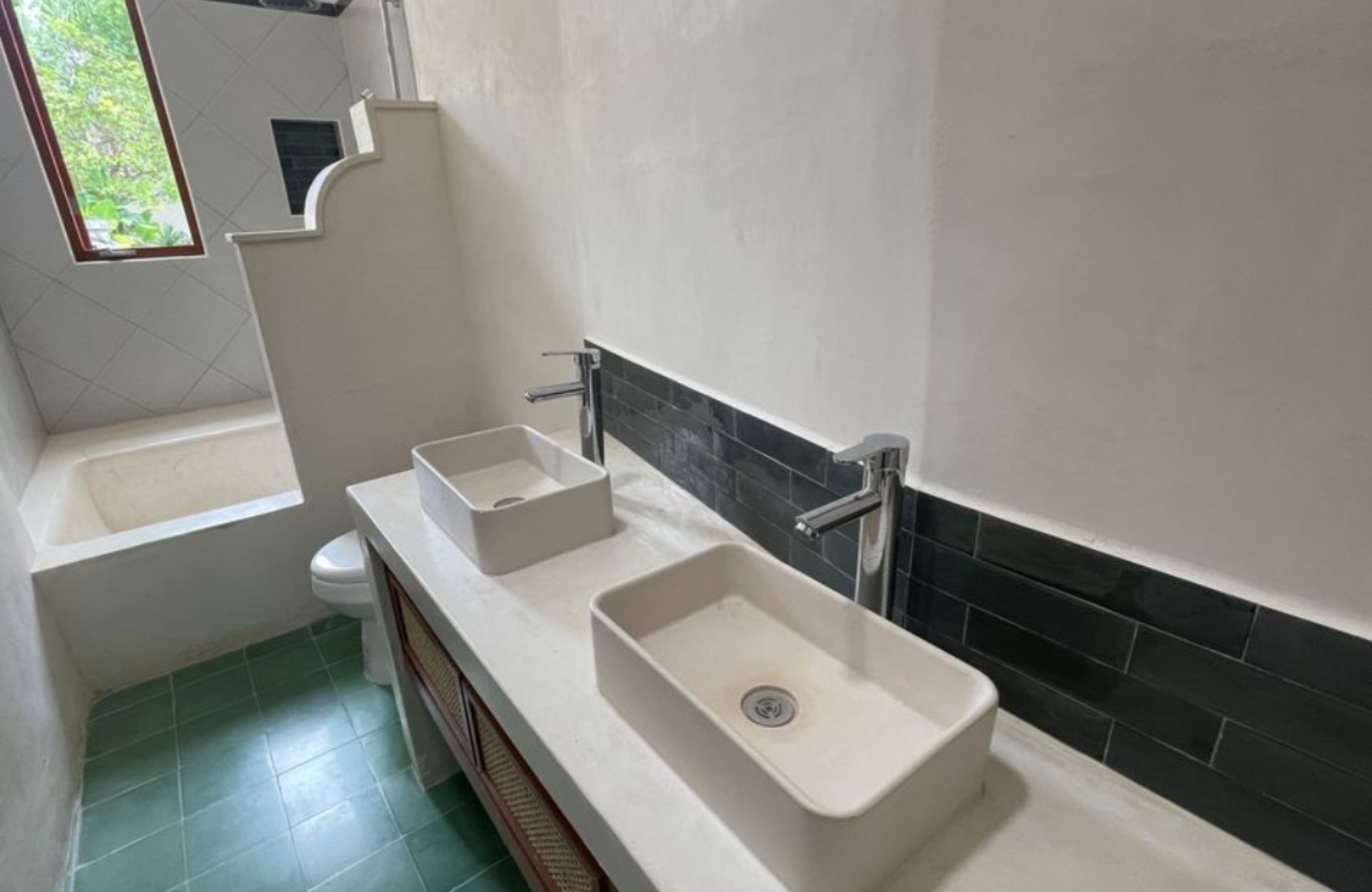 Casa Remodelada con alberca privada en venta, Centro, M&eacute;rida