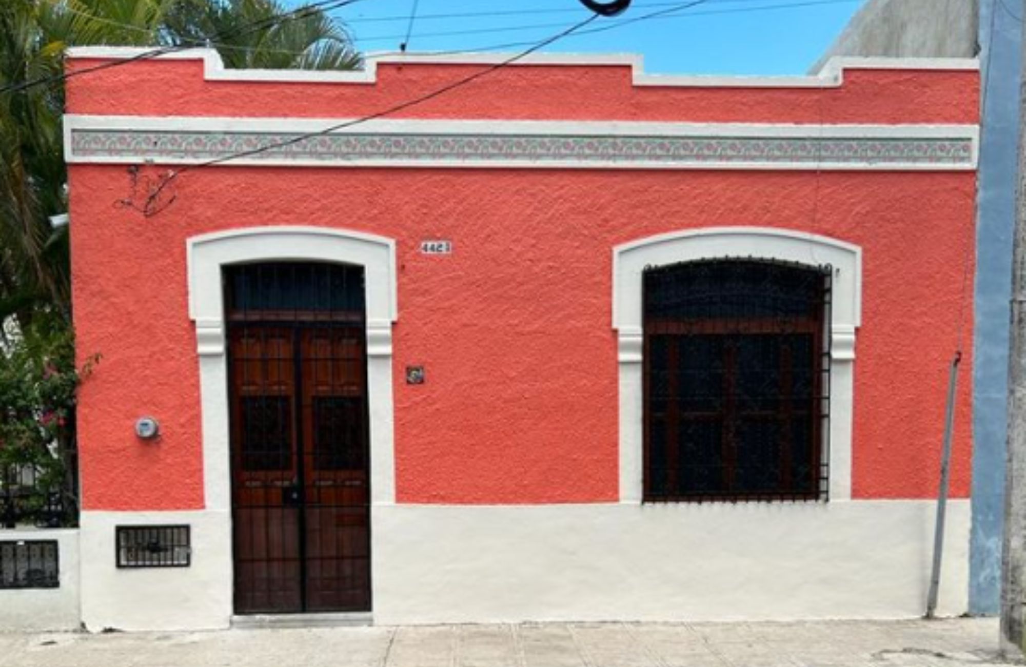 Casa Remodelada con alberca privada en venta, Centro, M&eacute;rida