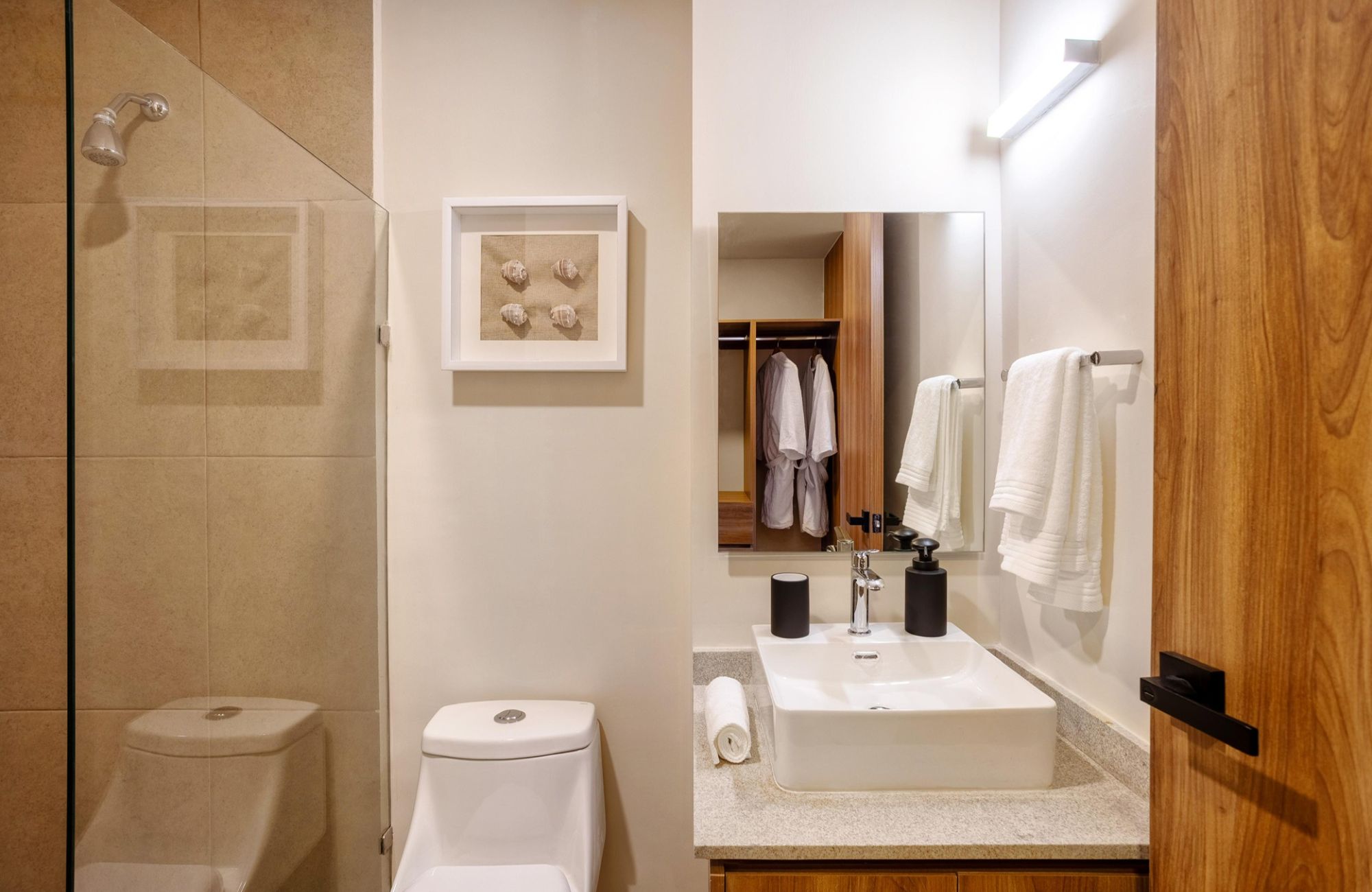 Condo with private balconies for sale, Huayac&aacute;n, Canc&uacute;n