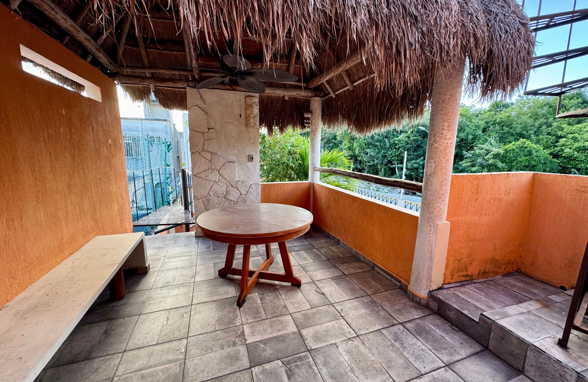 Corner house with balcony and palapa terrace for sale, El Encanto, Cozumel