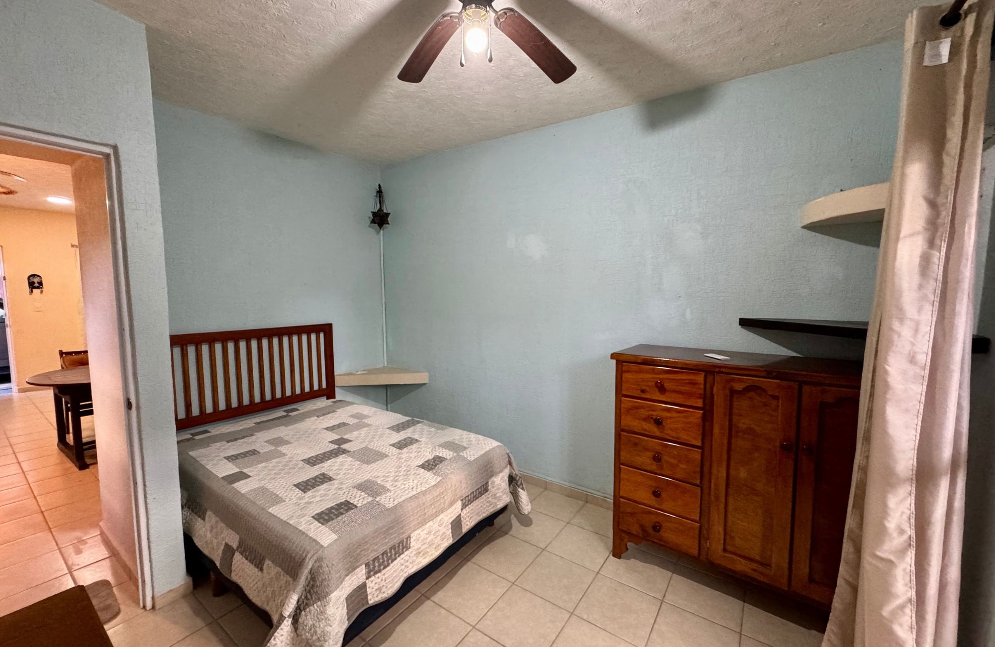 Corner house with balcony and palapa terrace for sale, El Encanto, Cozumel