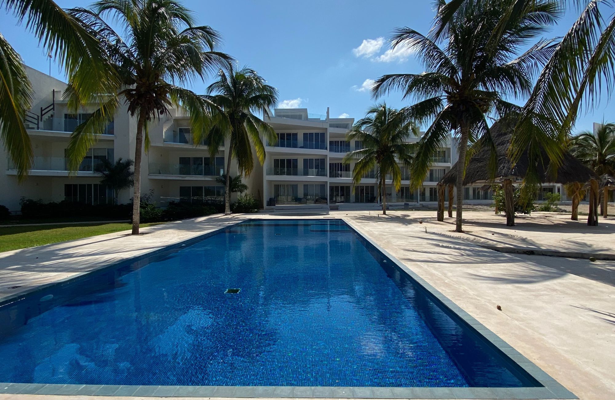 Condominium with private garden and terrace for sale in Merida Centro.