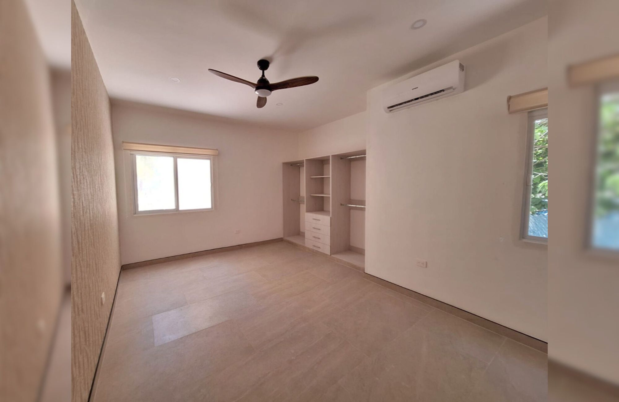 Condominium with private garden and terrace for sale in Merida Centro.