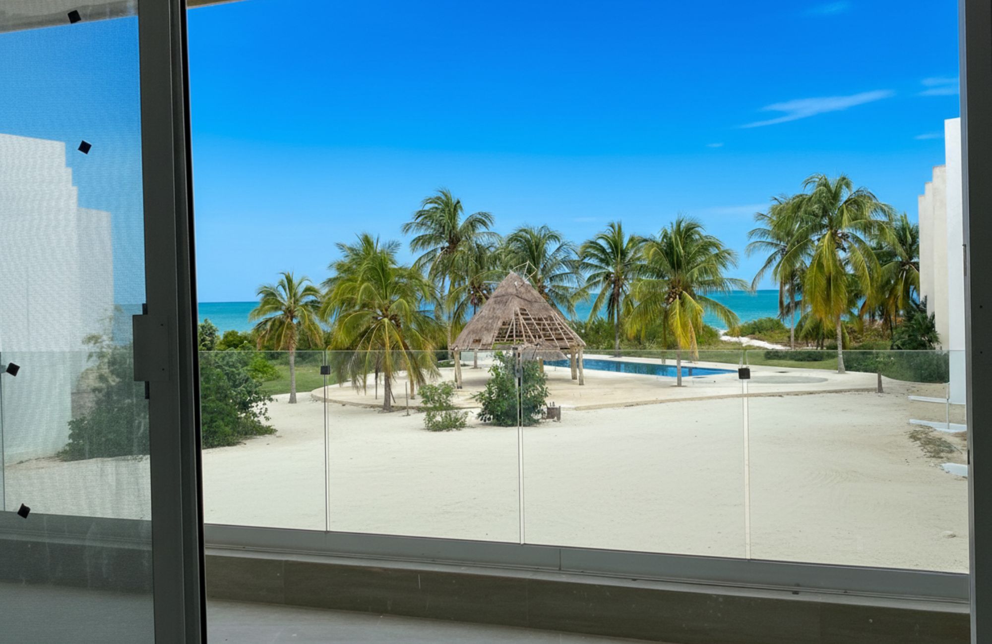 Condominium with private garden and terrace for sale in Merida Centro.