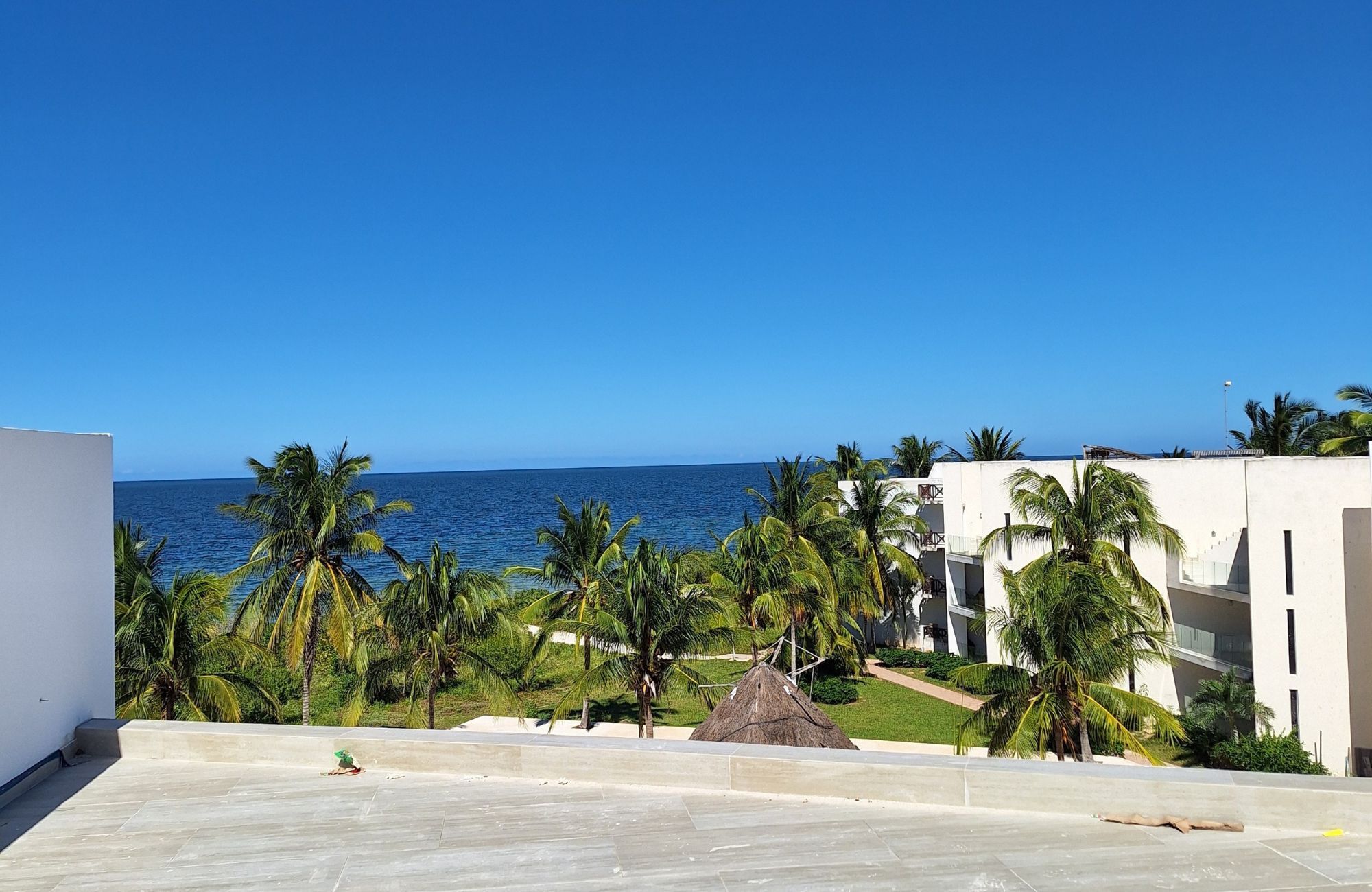 Condominium with private garden and terrace for sale in Merida Centro.