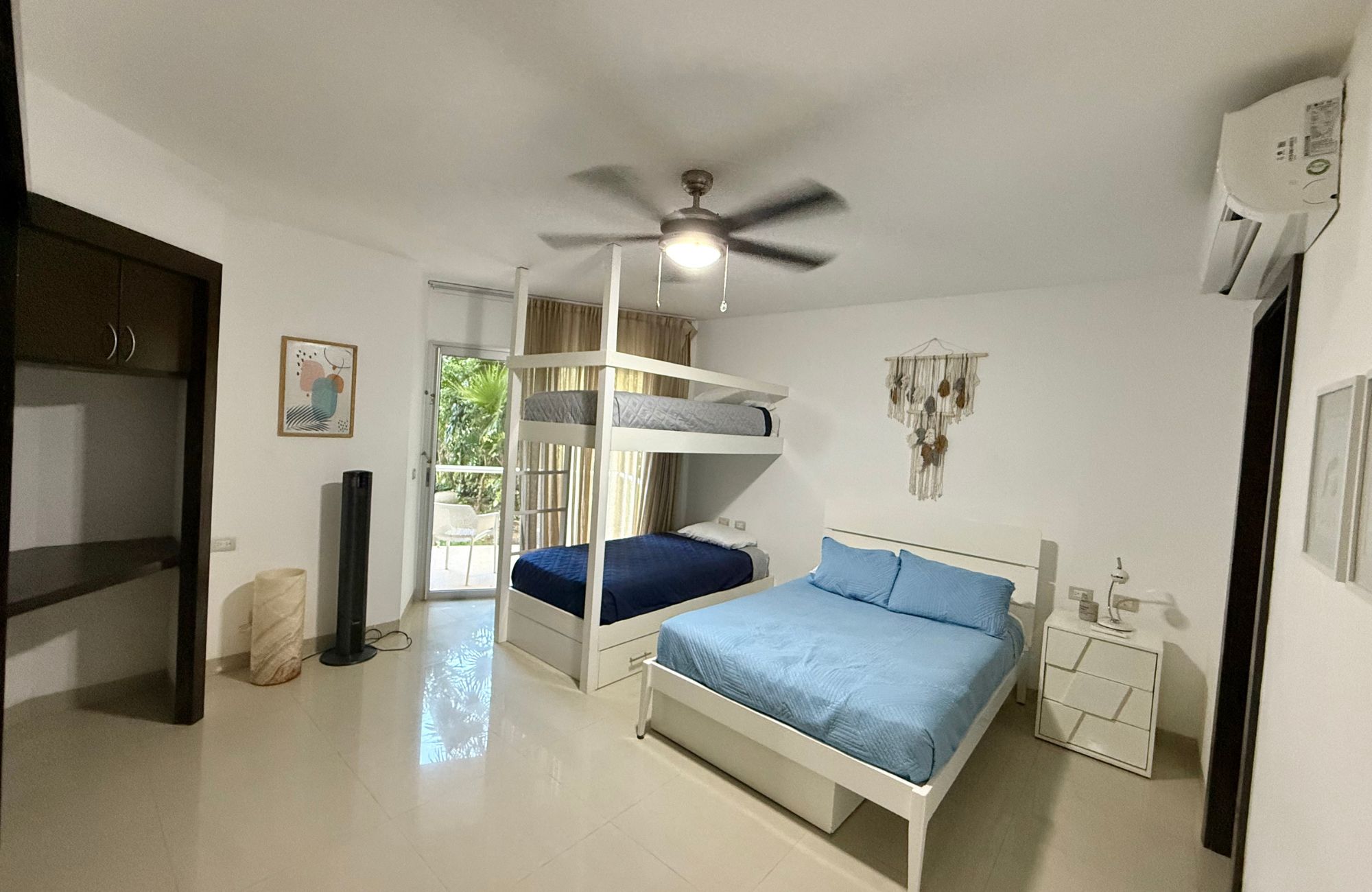 Luxury condominium 387 m2 with garden, cenote, pool, 400 meters from the beach, on the golf course, pre-construction-sale Playacar