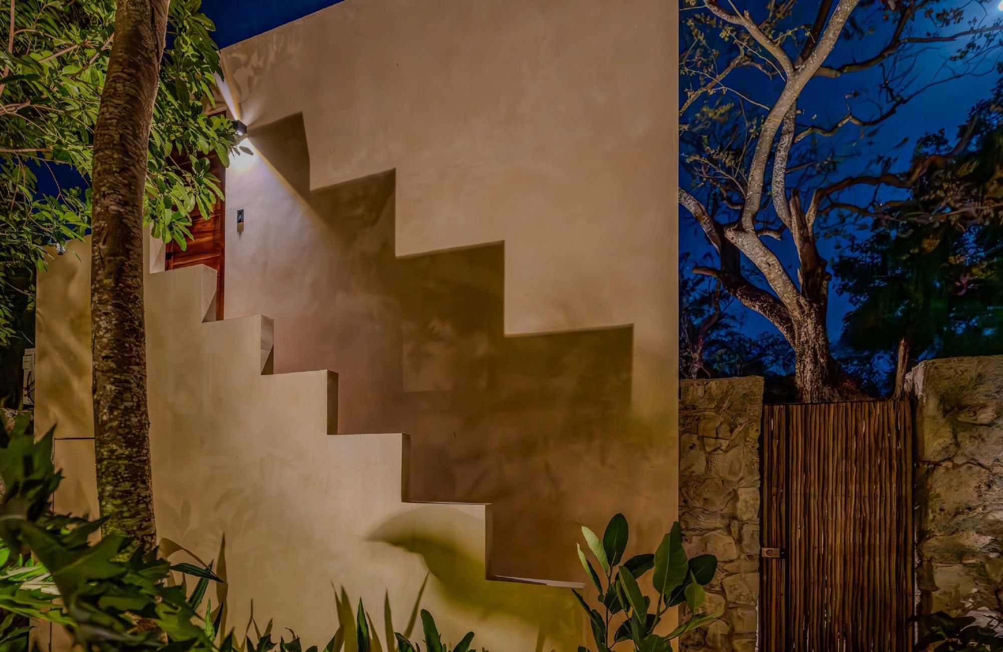 Casa con alberca privada, rooftop jacuzzi, en venta, Zona hotelera Sur, Cozumel