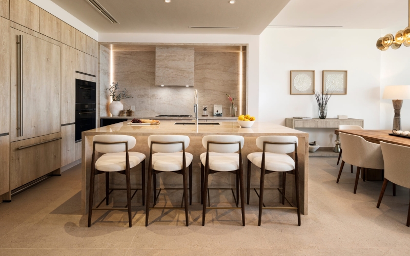 Luxury condo with pool, marina, world-class spa, and gym, for sale