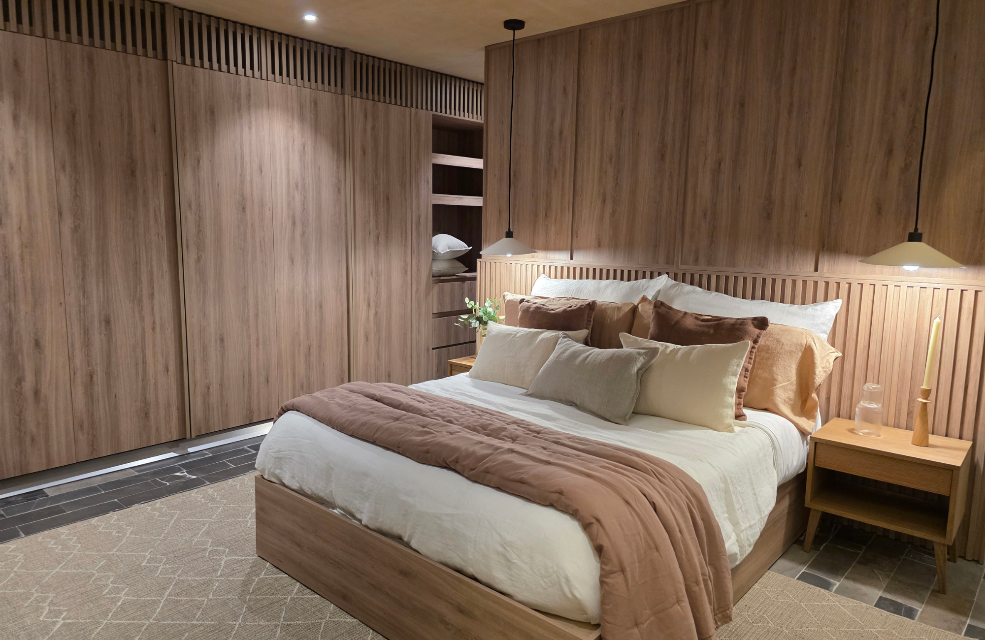 Condo with Spa, restaurant, sky lounge, cinema, concierge, dog area and more for sale Cancun, pre-construction.