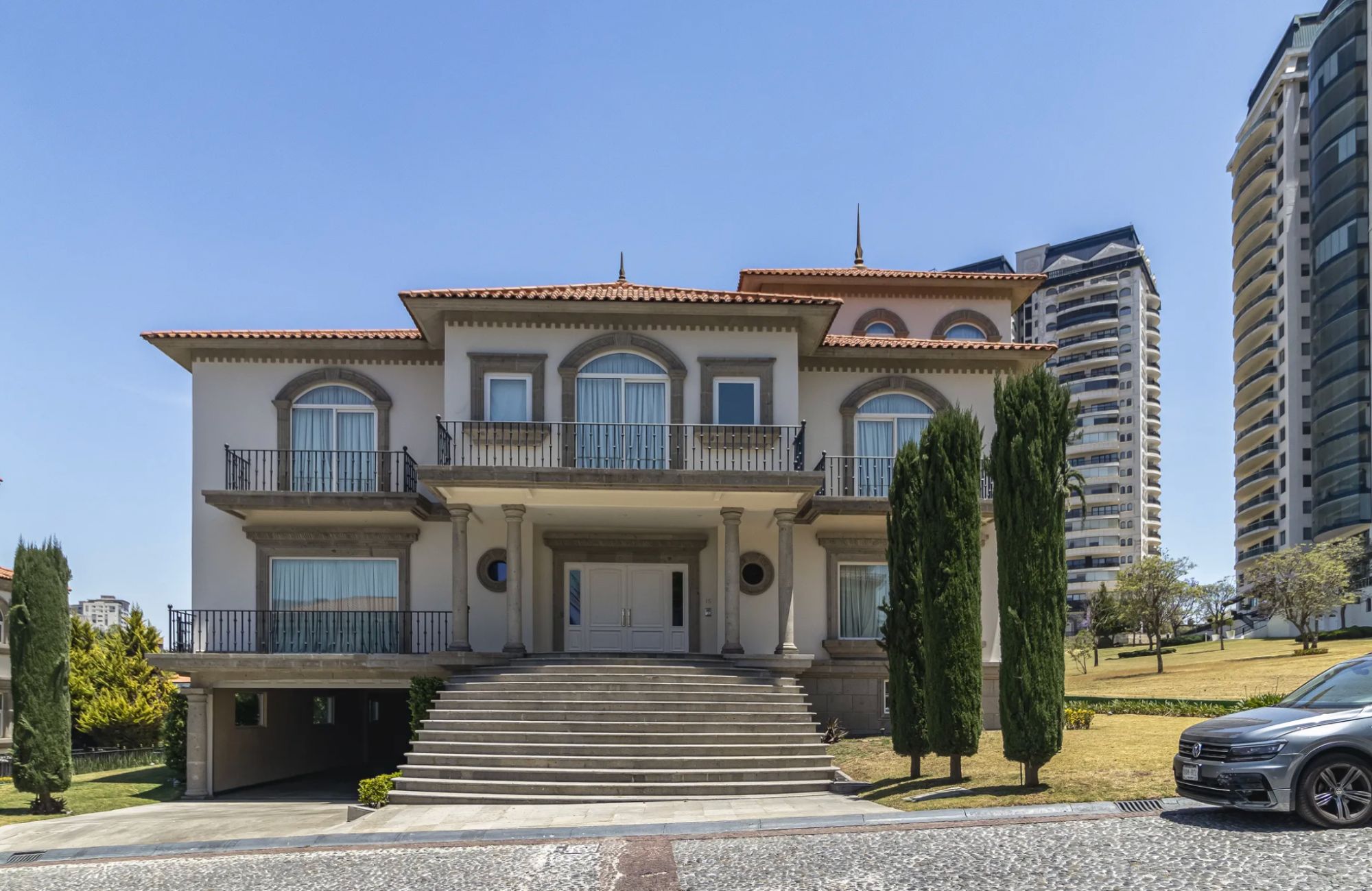 Luxury Italian-Inspired Residence for Sale, Cuajimalpa de Morelos, CDMX