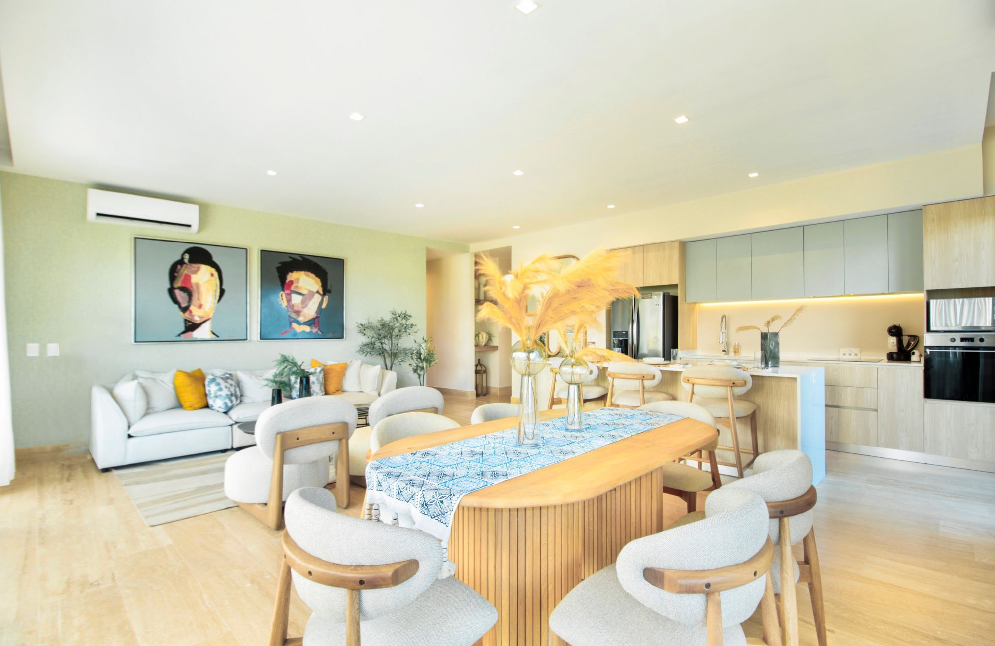 Apartment with terrace, rooftop, and pool for sale, Puerto Cancun, Cancun.