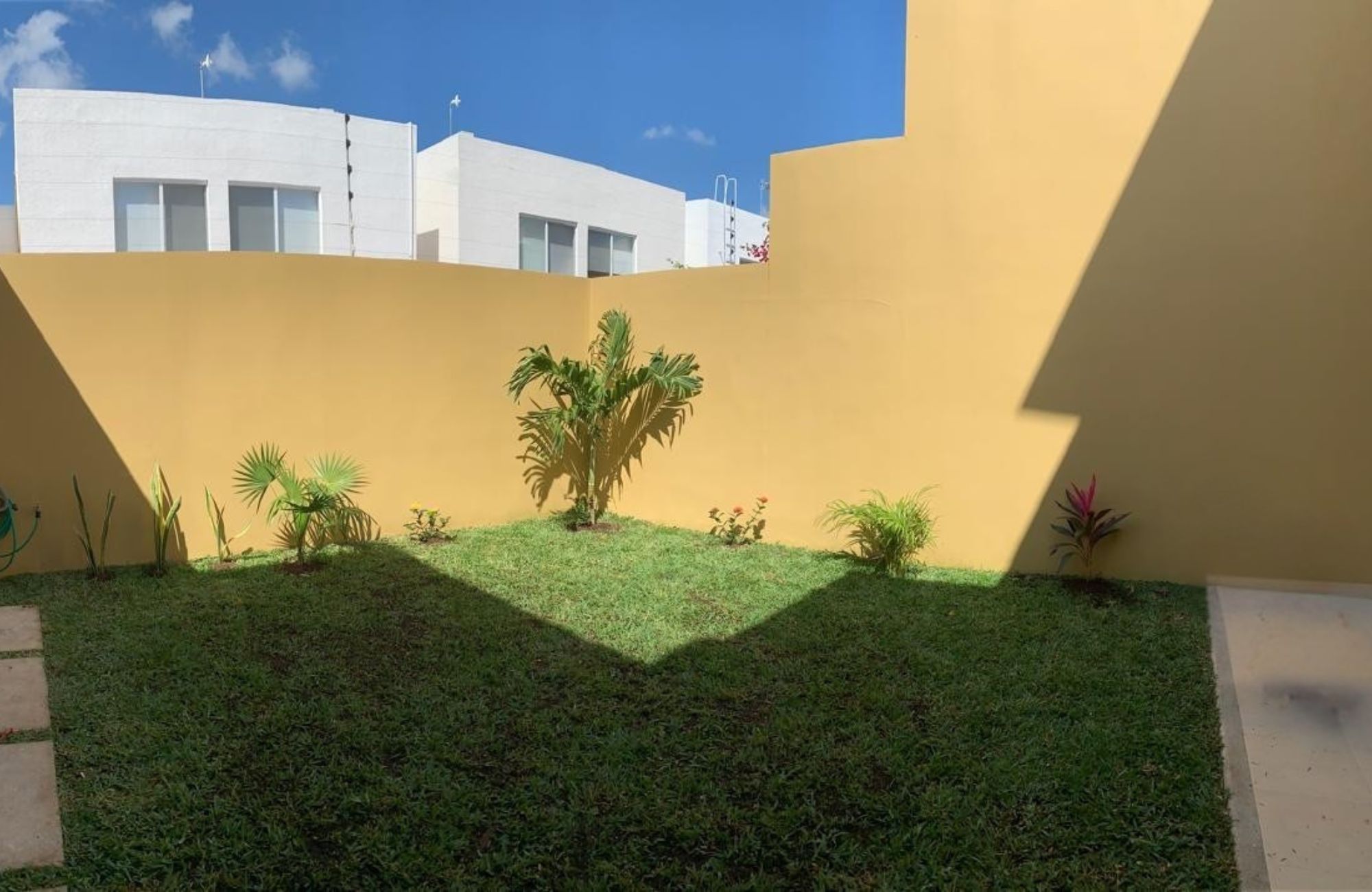 House with balcony, common pool, Pre-Construction, Selvanova, Playa del Carmen