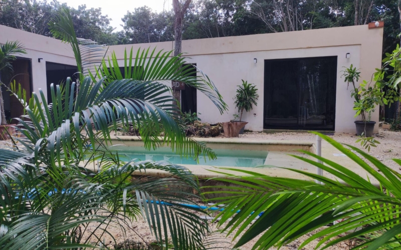 Casa con alberca privada ecol&oacute;gica, con excedente, en venta El Ramonal, Canc&uacute;n