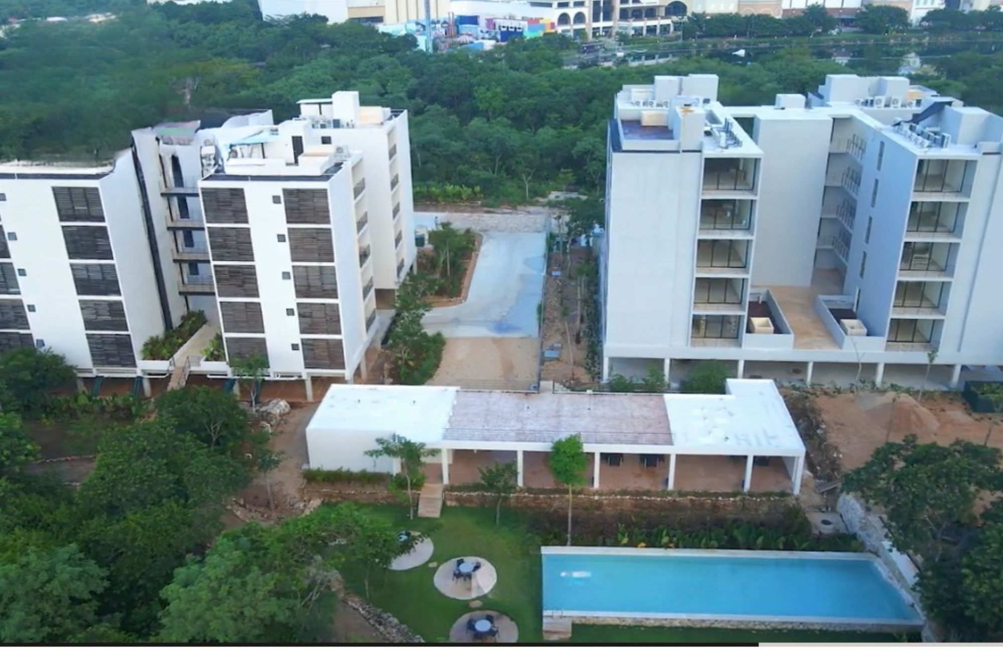 Steps from the beach condominium pool, Chicxulub Puerto, for sale, M&eacute;rida