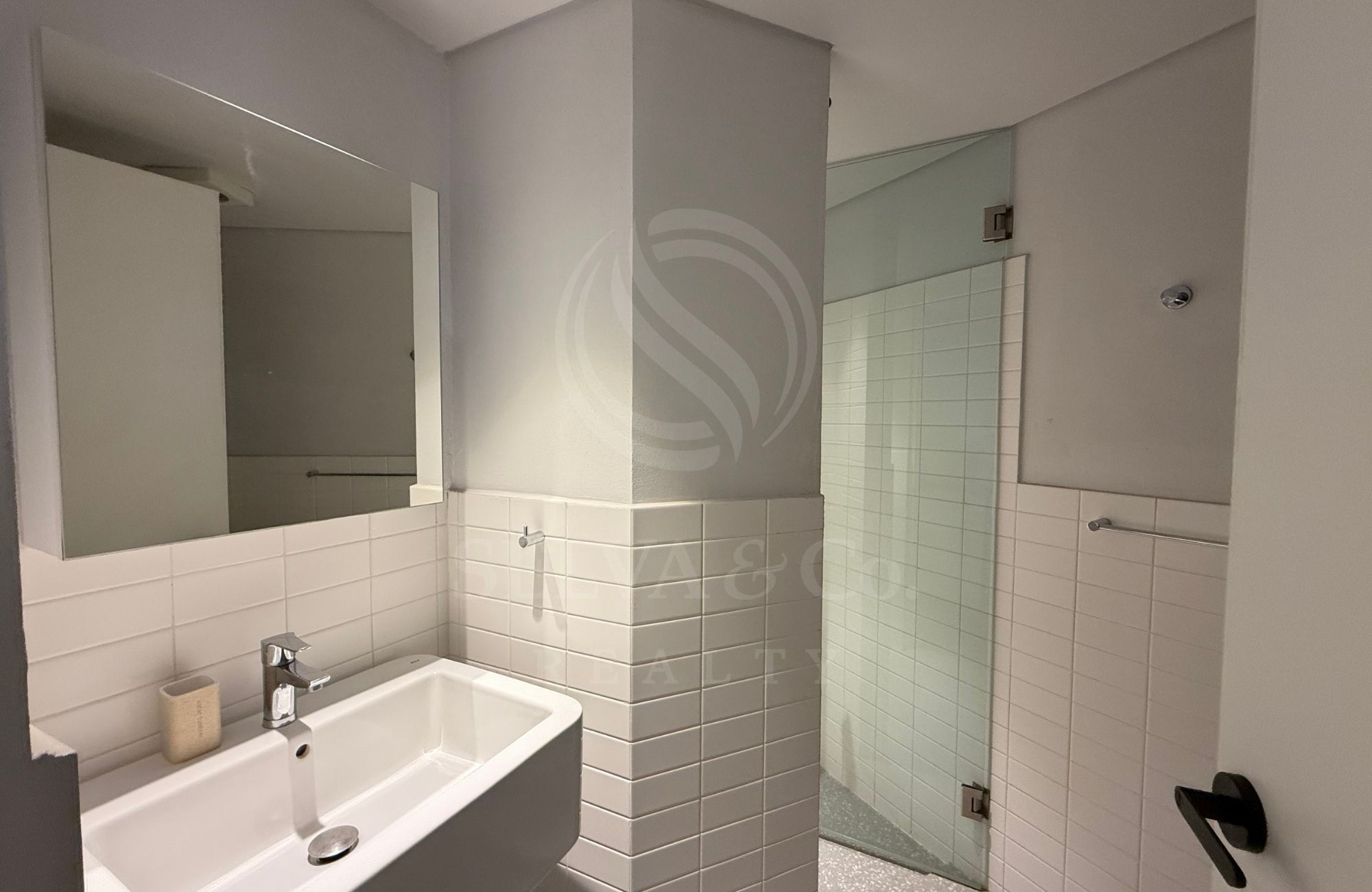 Condo with a 5 m2 terrace, 2 parking spaces, swimming lane, gym, playground, green areas, pre-construction, for sale in Santa Fe, Mexico Cit