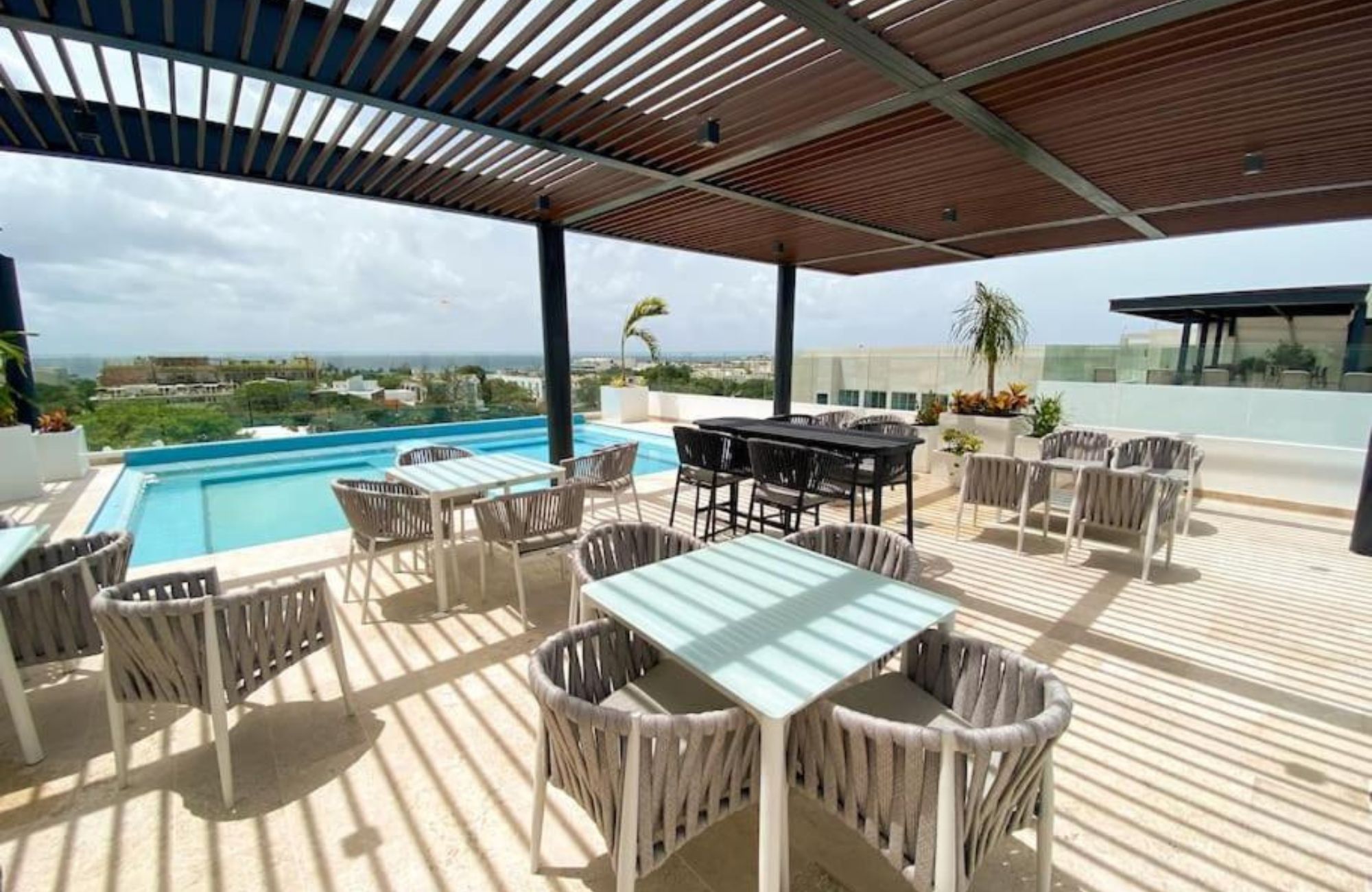 Condominium steps from the beach, ocean view pool, in Playa del Carmen.