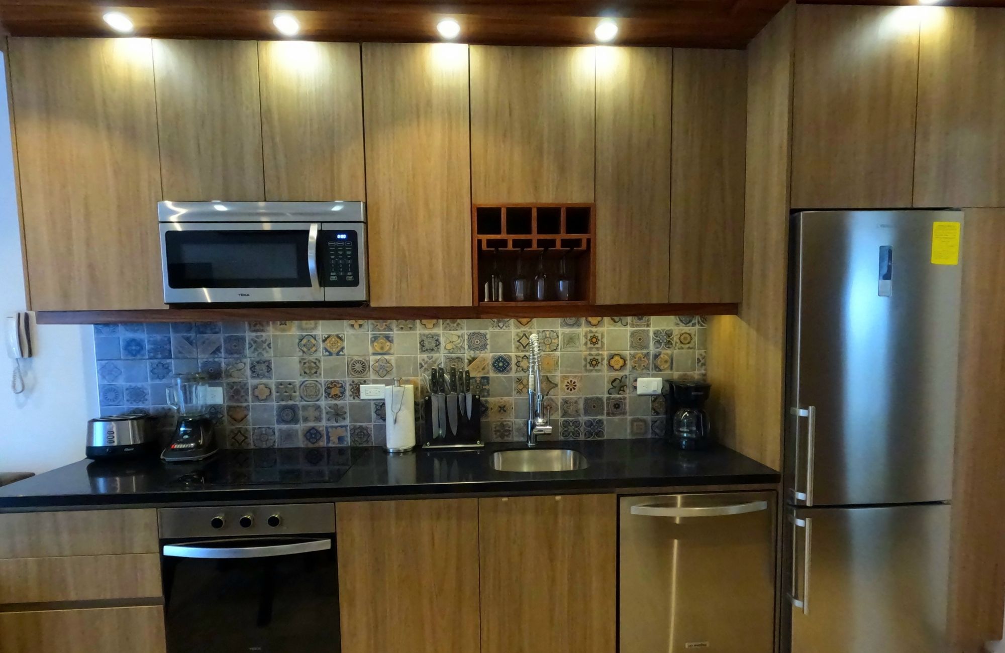 Condominium steps from the beach, ocean view pool, in Playa del Carmen.