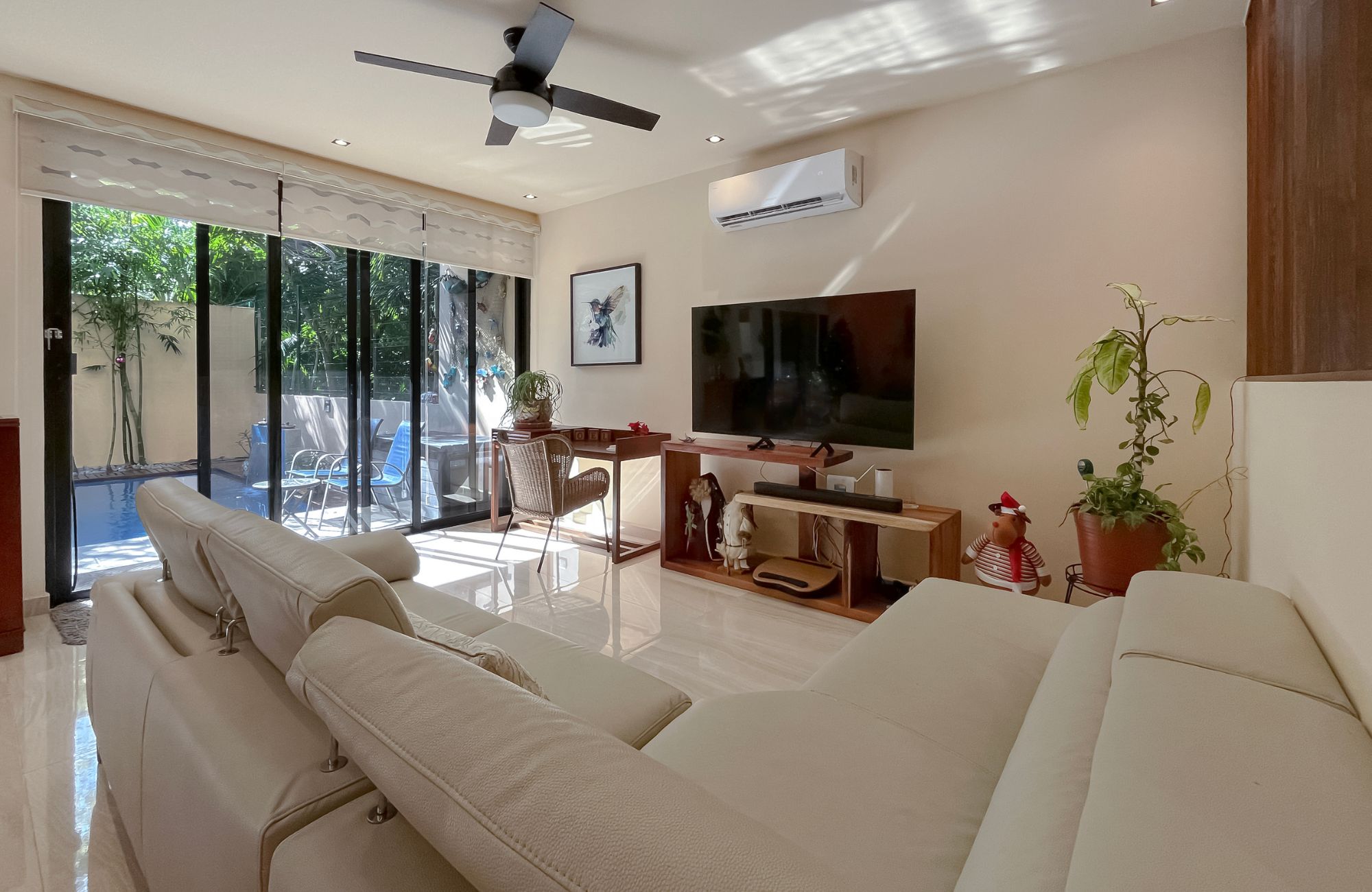 House for sale in a gated community with a clubhouse, Xpu-ha, Quintana Roo