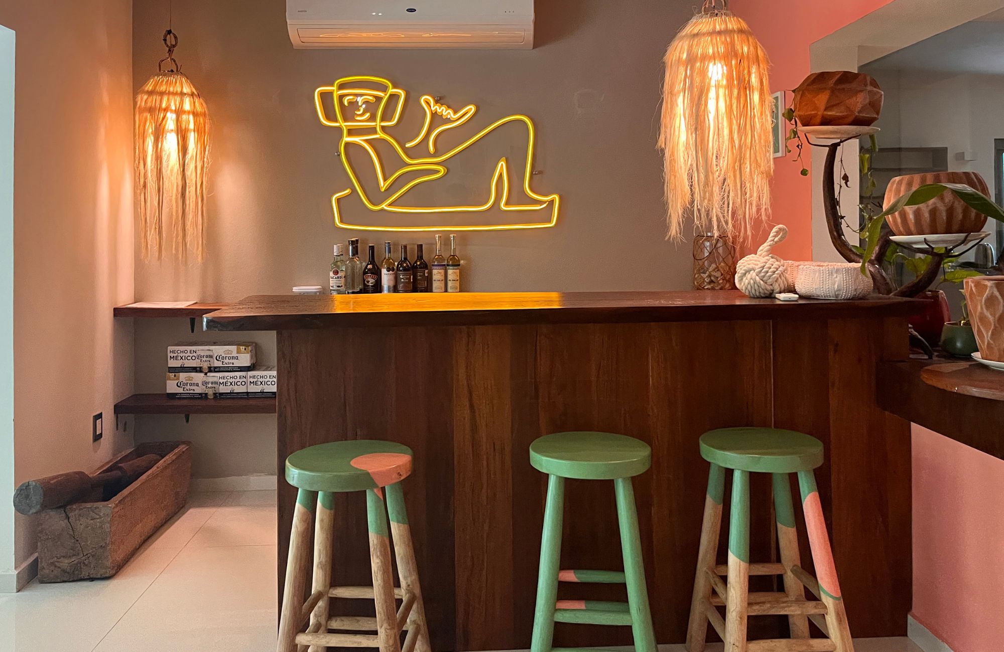 4-bedroom house, private pool, ocean access, 2 independent studios for sale in Playacar Phase 2.