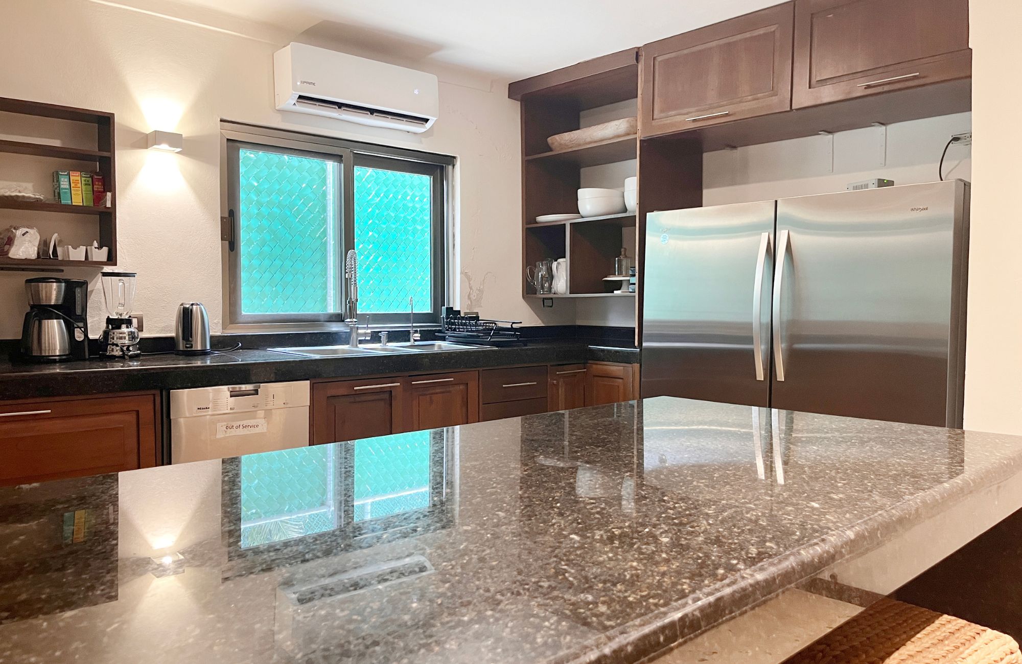 4-bedroom house, private pool, ocean access, 2 independent studios for sale in Playacar Phase 2.