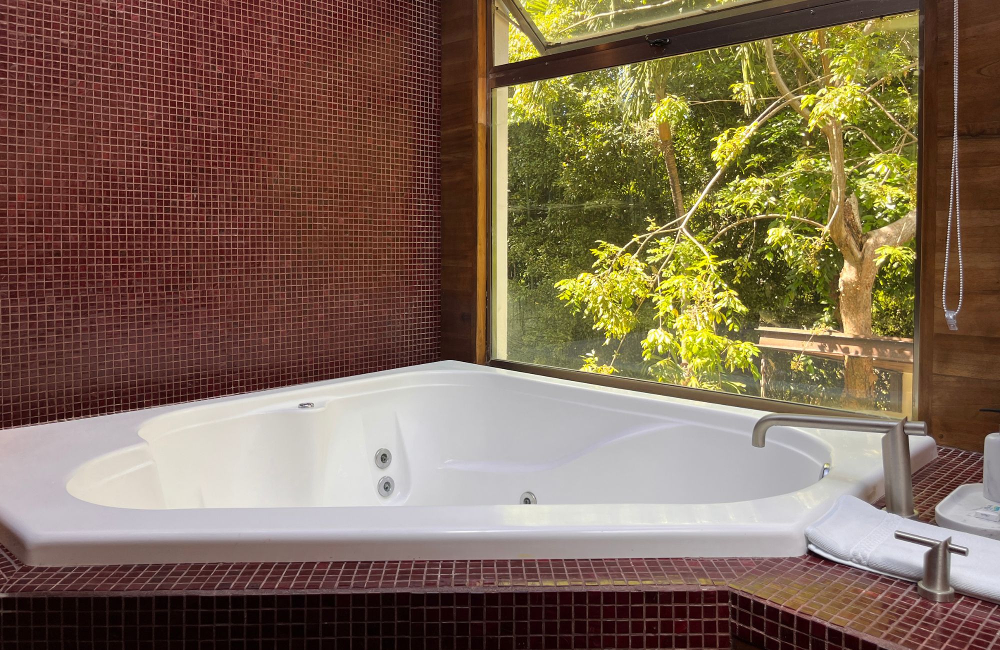 4-bedroom house, private pool, ocean access, 2 independent studios for sale in Playacar Phase 2.