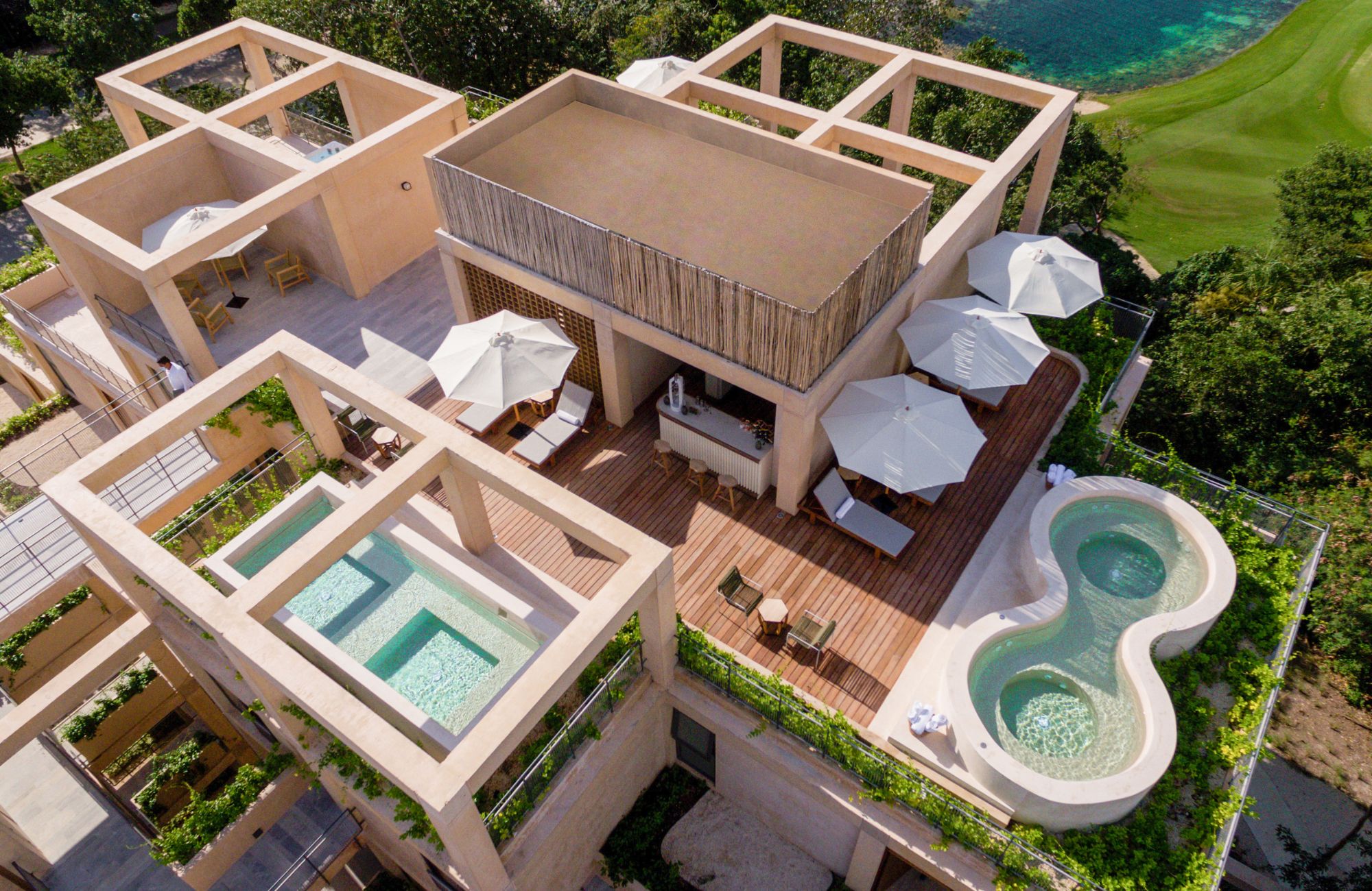 Apartment 400 meters from the beach, ocean view rooftop Playa del Carmen.