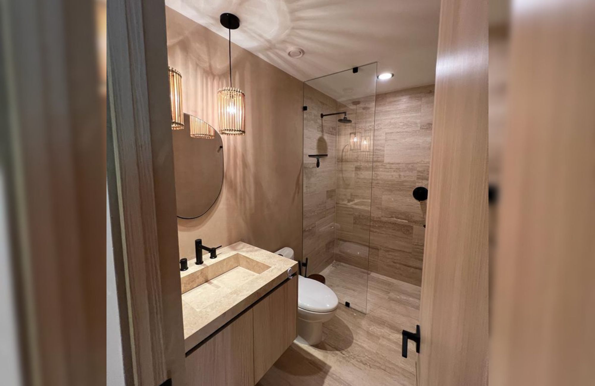 Condominio a pasos de la Quinta Avenida, rooftop, en venta Playa del Carmen.