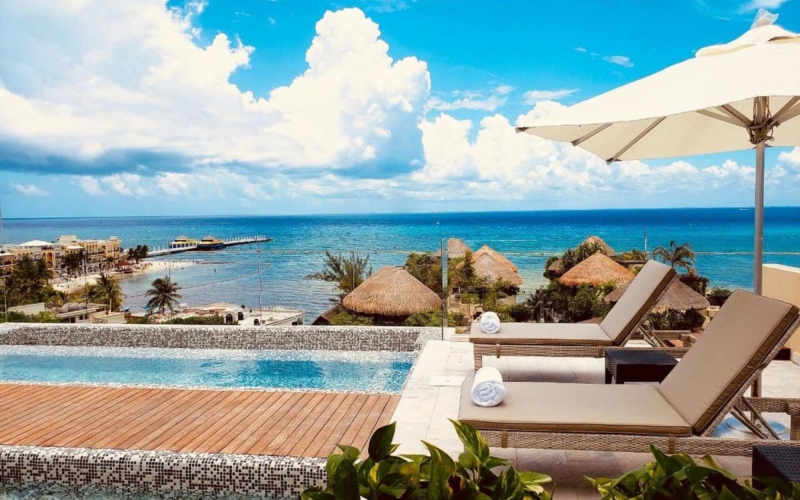 1 Bedroom condo, steps to the beach for sale, Downtown, Playa del Carmen