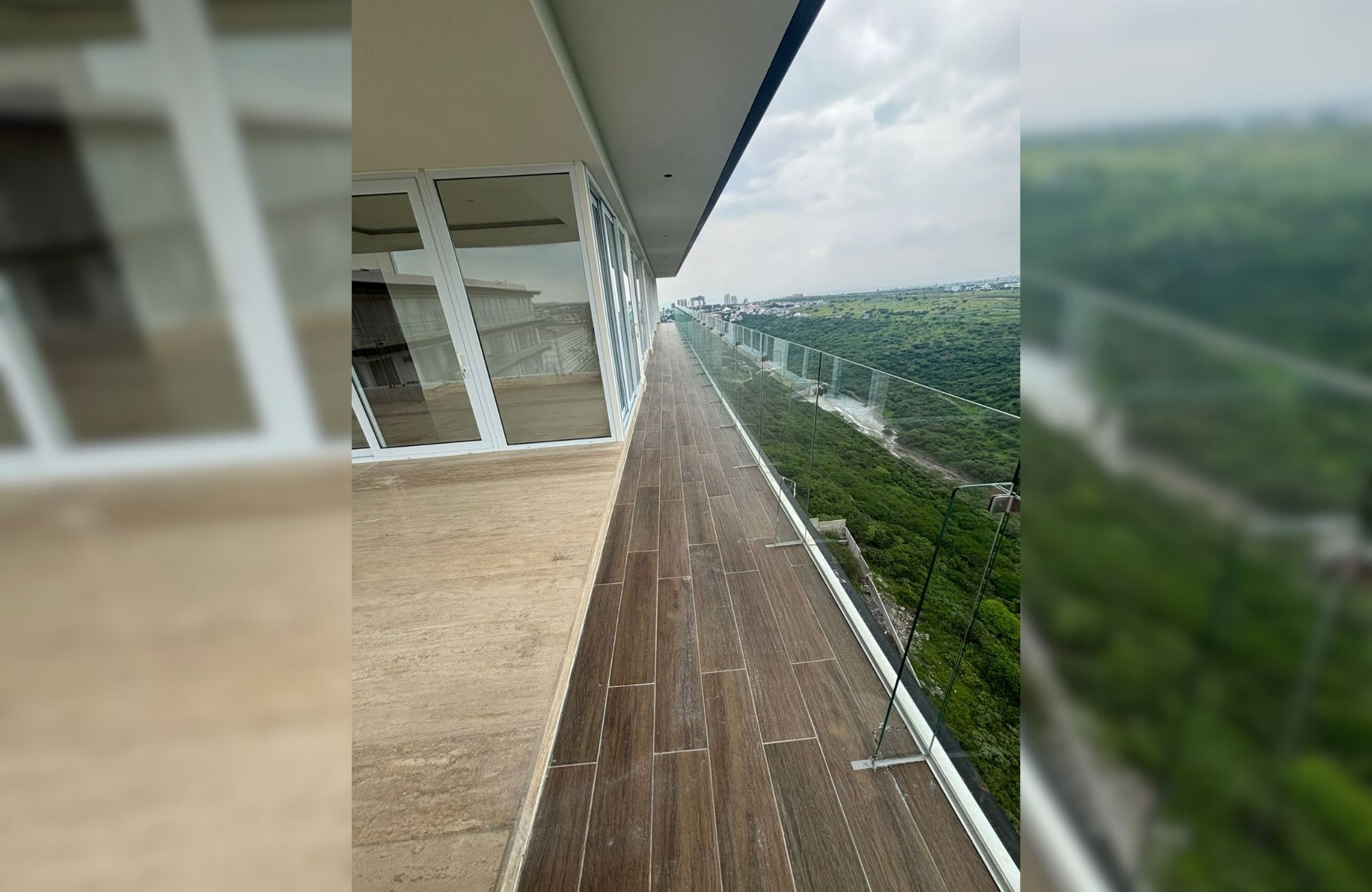 Penthouse with park, yoga area, pool, gym, mini golf, pre-construction, for sale, Quer&eacute;taro.