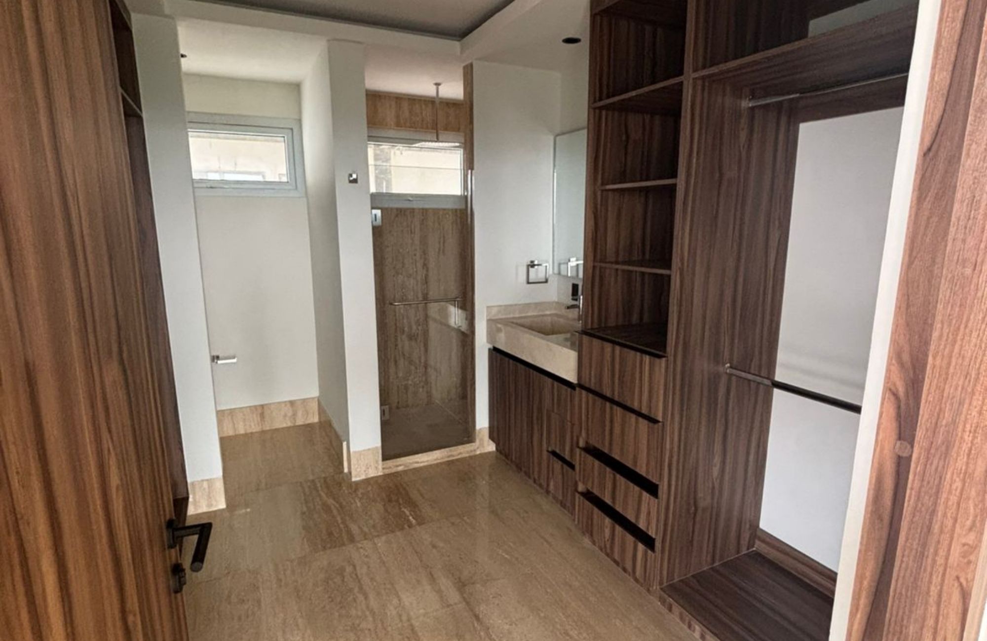 Penthouse with park, yoga area, pool, gym, mini golf, pre-construction, for sale, Quer&eacute;taro.