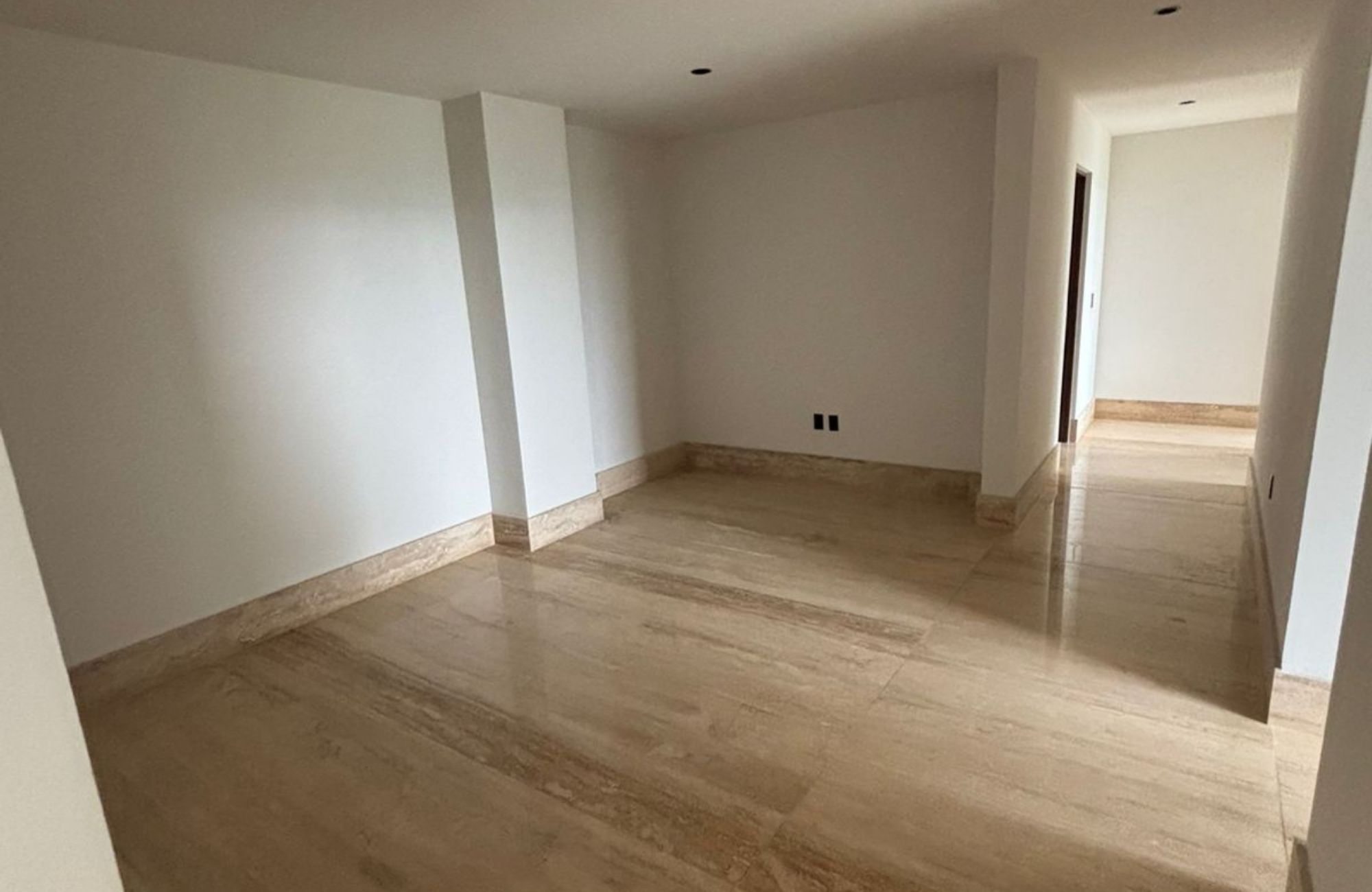 Penthouse with park, yoga area, pool, gym, mini golf, pre-construction, for sale, Quer&eacute;taro.