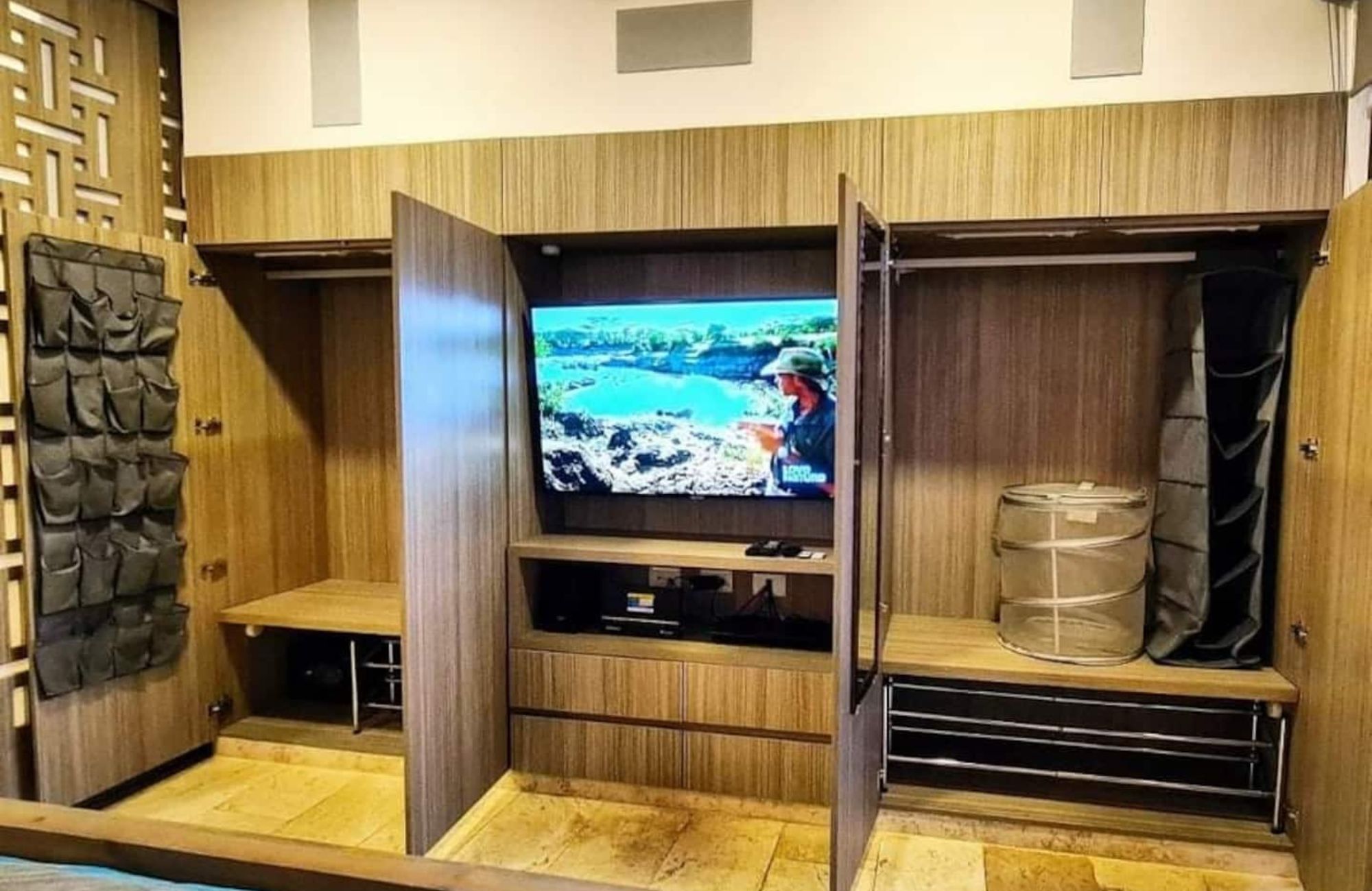 Condominium with terrace and service room, for sale, Playa del Carmen.1