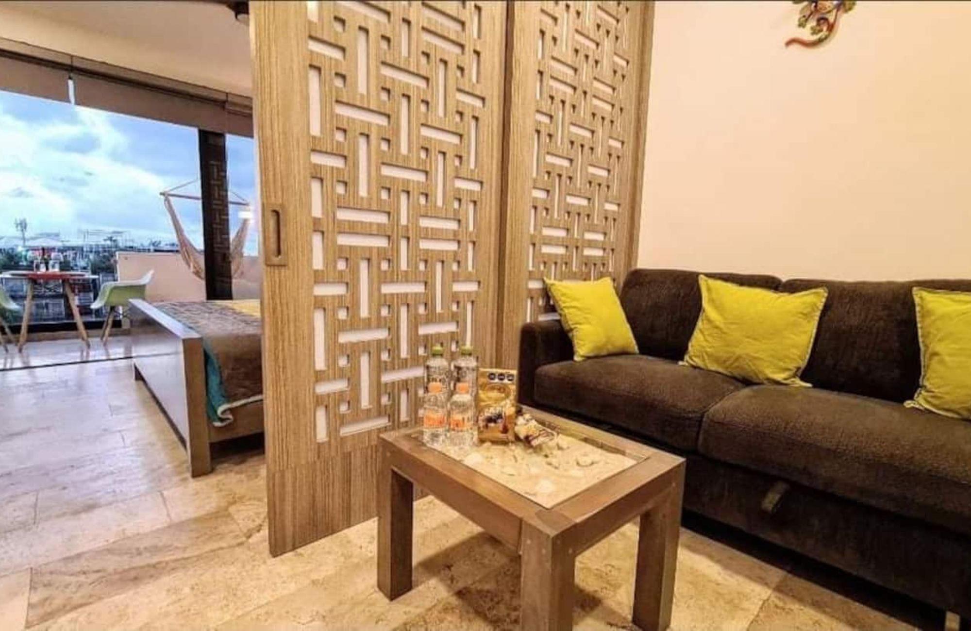 Condominium with terrace and service room, for sale, Playa del Carmen.1