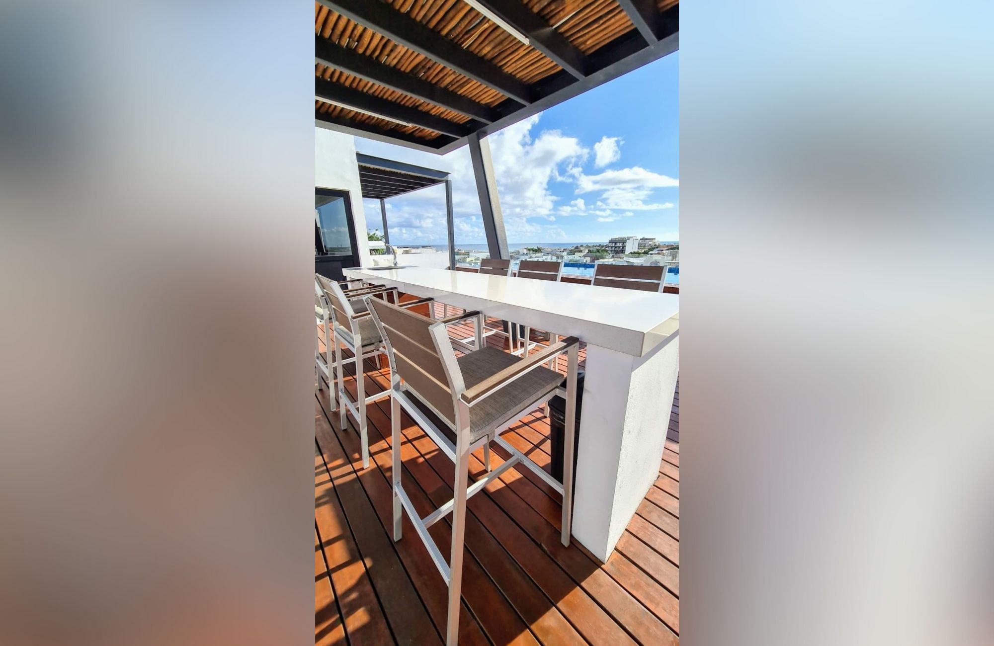 Condominium with terrace and service room, for sale, Playa del Carmen.1