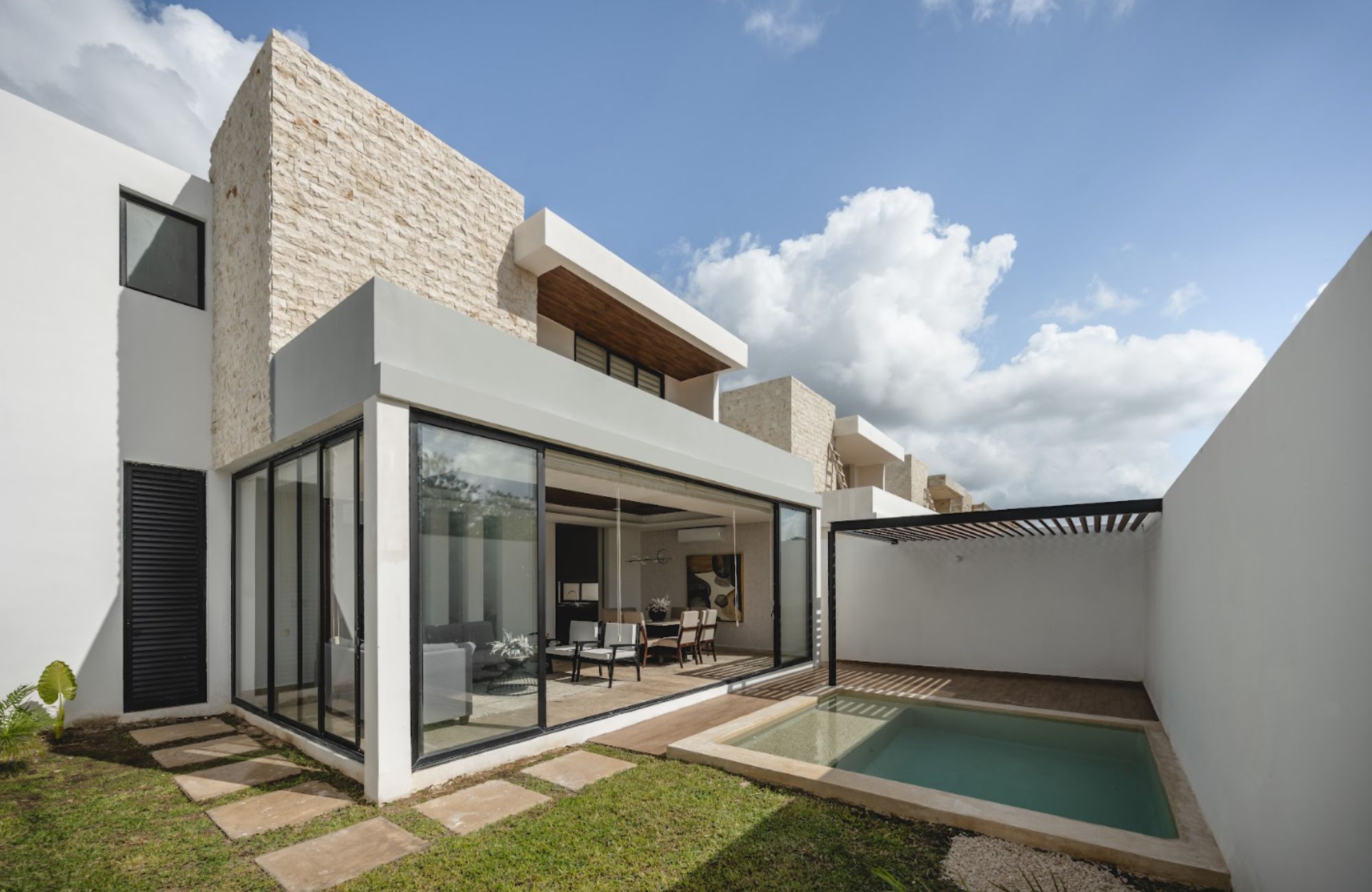 Villa with private pool and beach club for sale, San Benito, Yucat&aacute;n