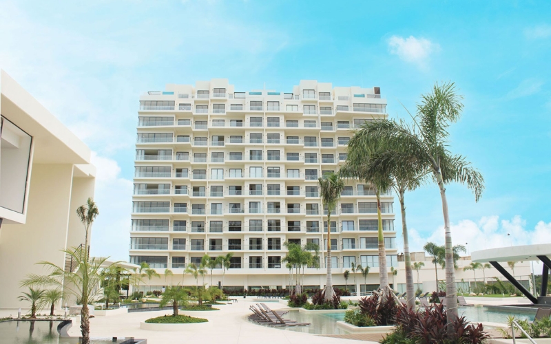 Condo with private terrace for sale, Huayac&aacute;n, Canc&uacute;n