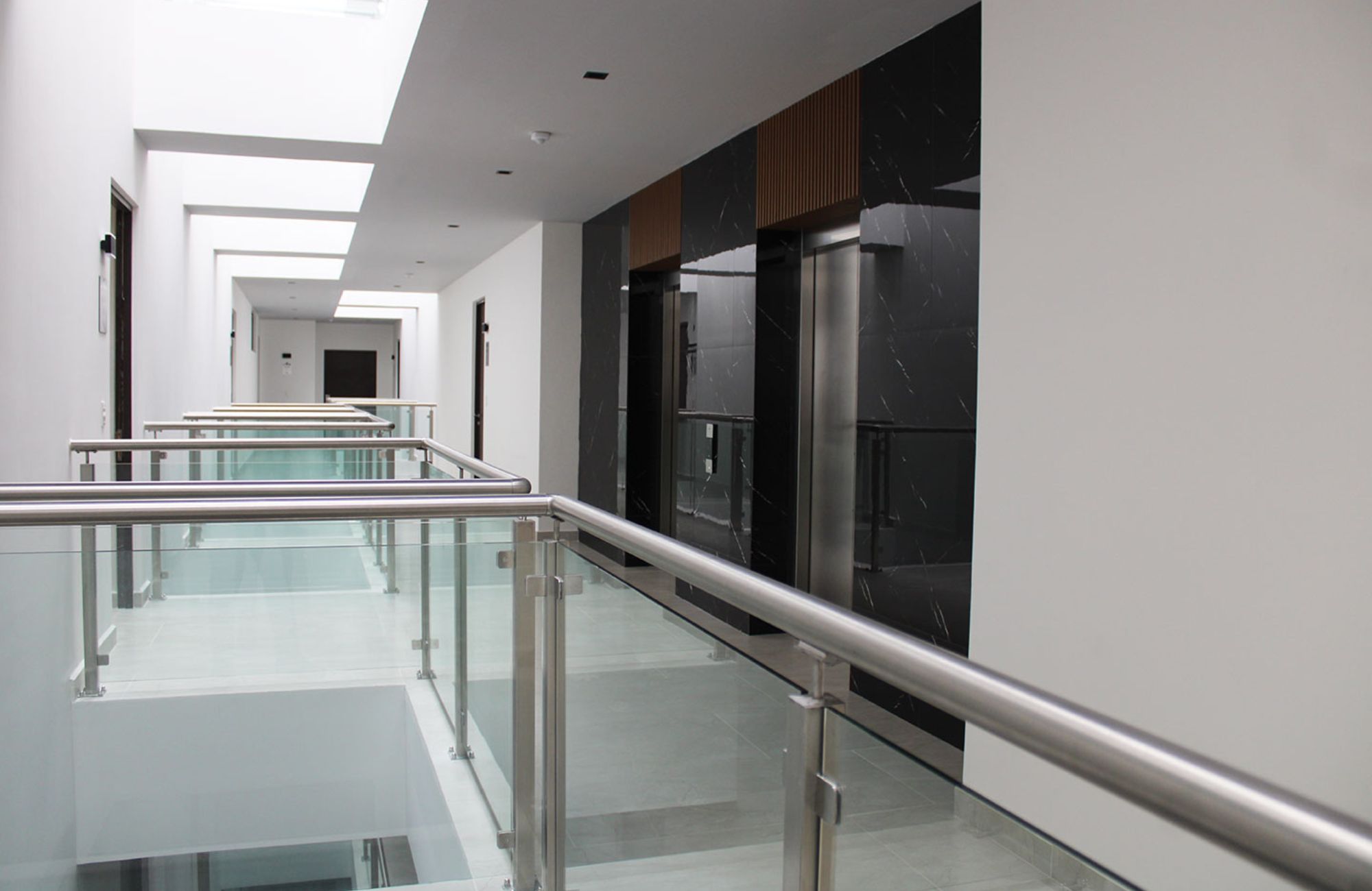 3 bedroom apartment with Gym, Pool and Jacuzzi for sale, Hotel Zone, Cancun.