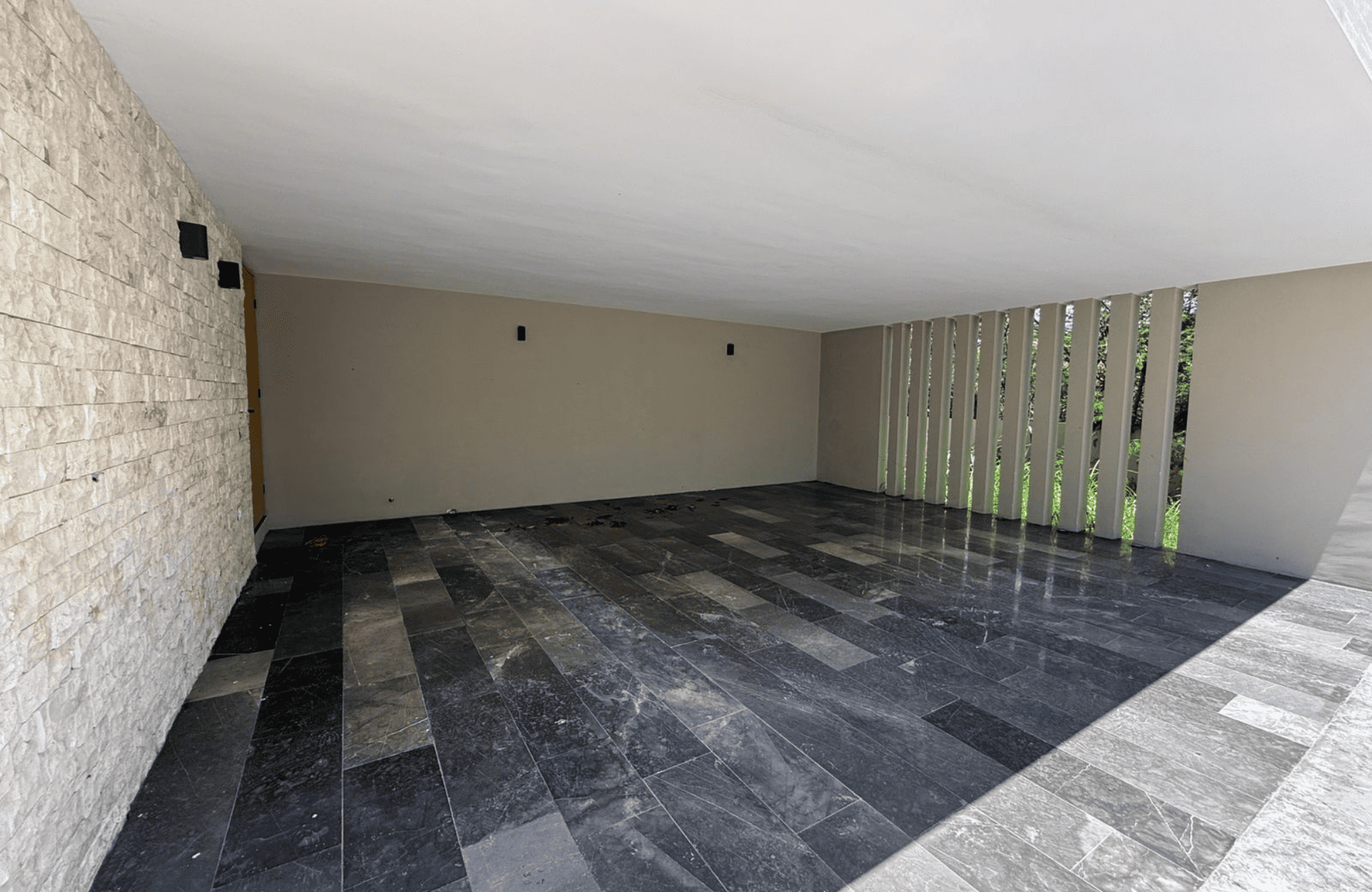 House in a gated community with golf course and clubhouse for sale, Yucat&aacute;n Country Club, M&eacute;rida