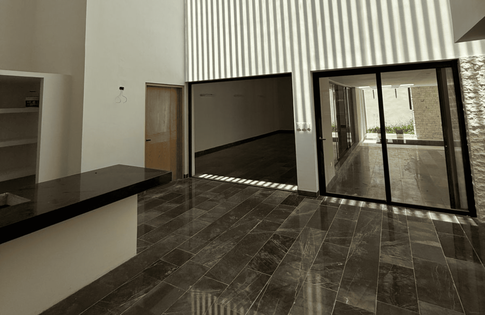 House in a gated community with golf course and clubhouse for sale, Yucat&aacute;n Country Club, M&eacute;rida