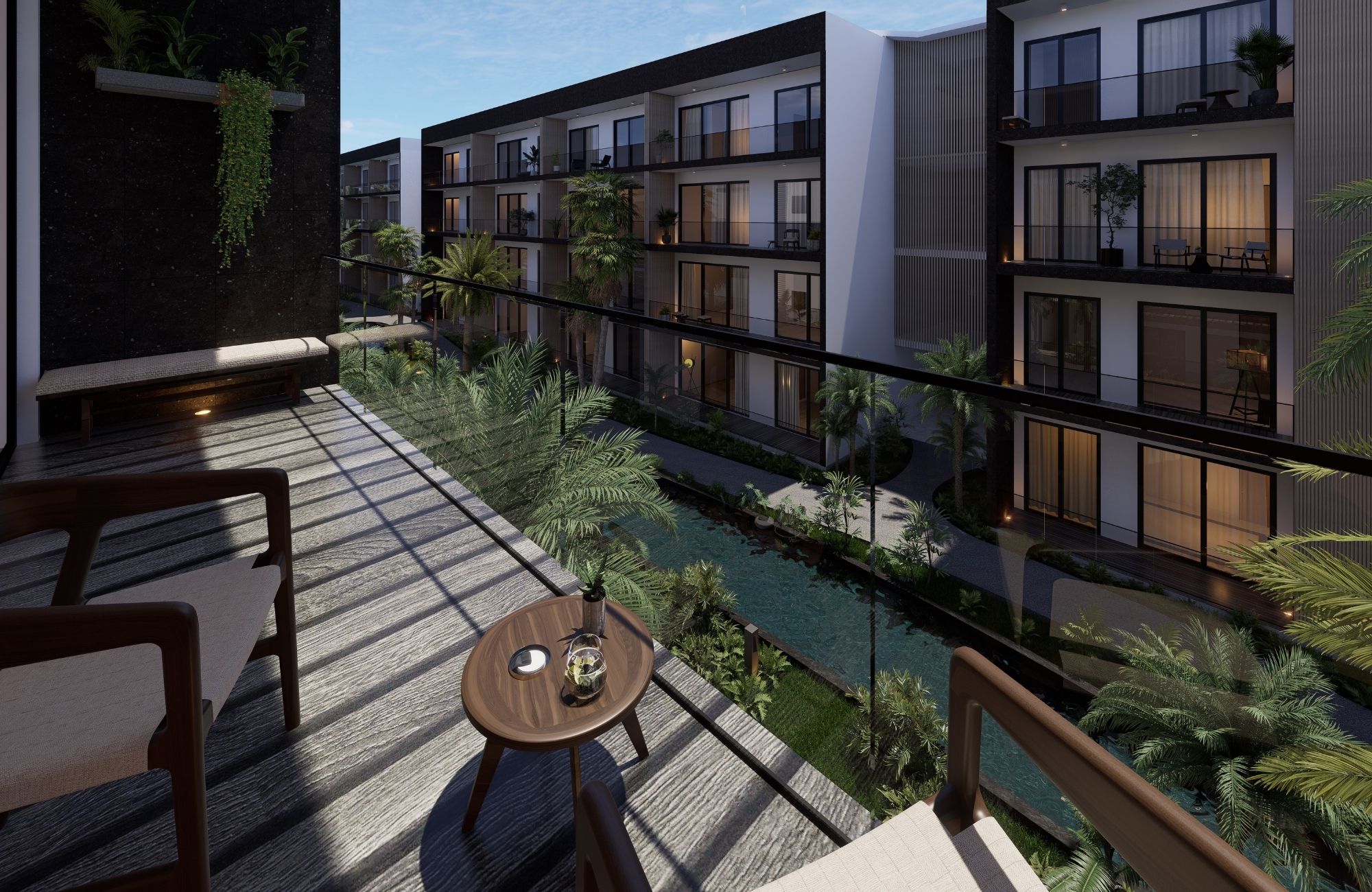 Luxury condo in sustainable building, overlooking the sea, golf course and the nature reserve. It has balconies, private elevator, terrace