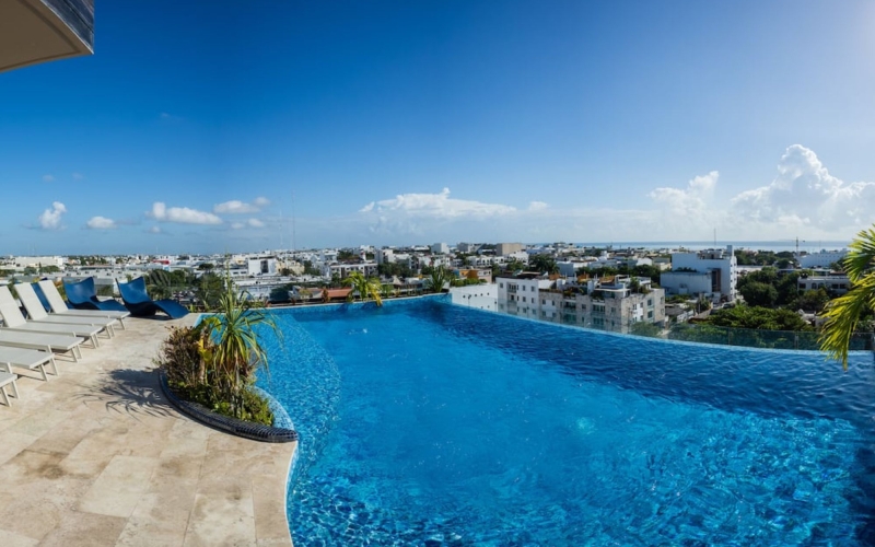 Beautiful Condo for Sale in Menesse Midtown, Downtown, Playa del Carmen