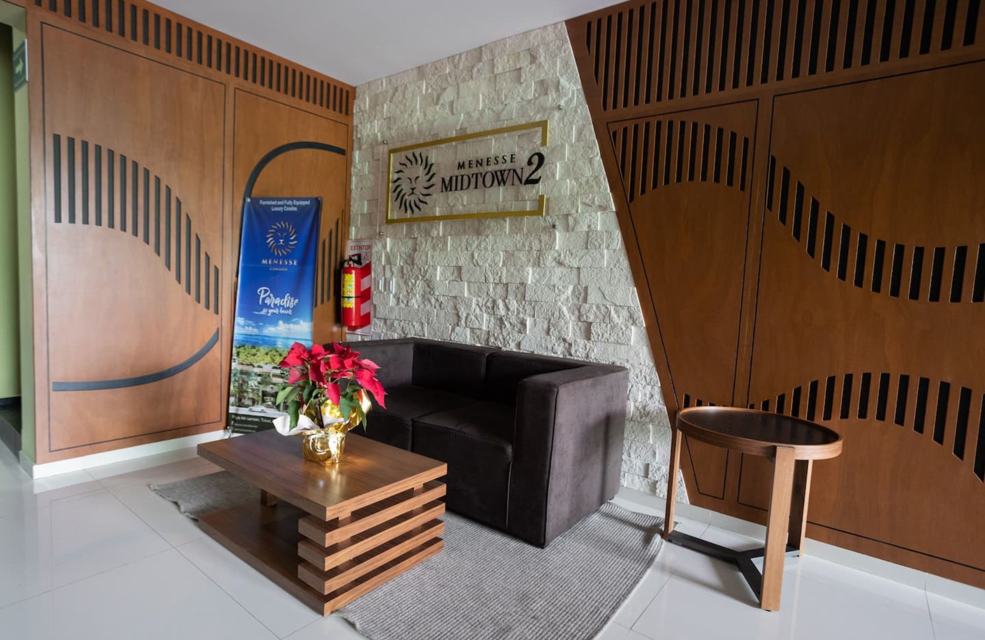 Apartment with ocean view pool, for sale, Colosio zone, Playa del Carmen, Quintana Roo, Mexico.