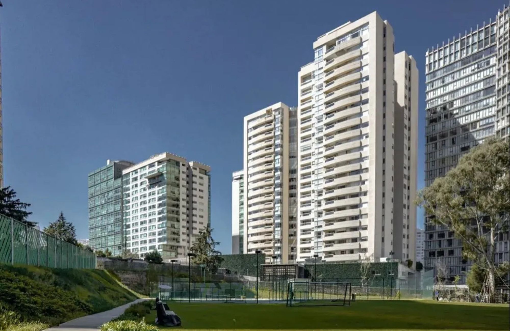 Condo with two terraces and TV room for sale, Polanco, CDMX