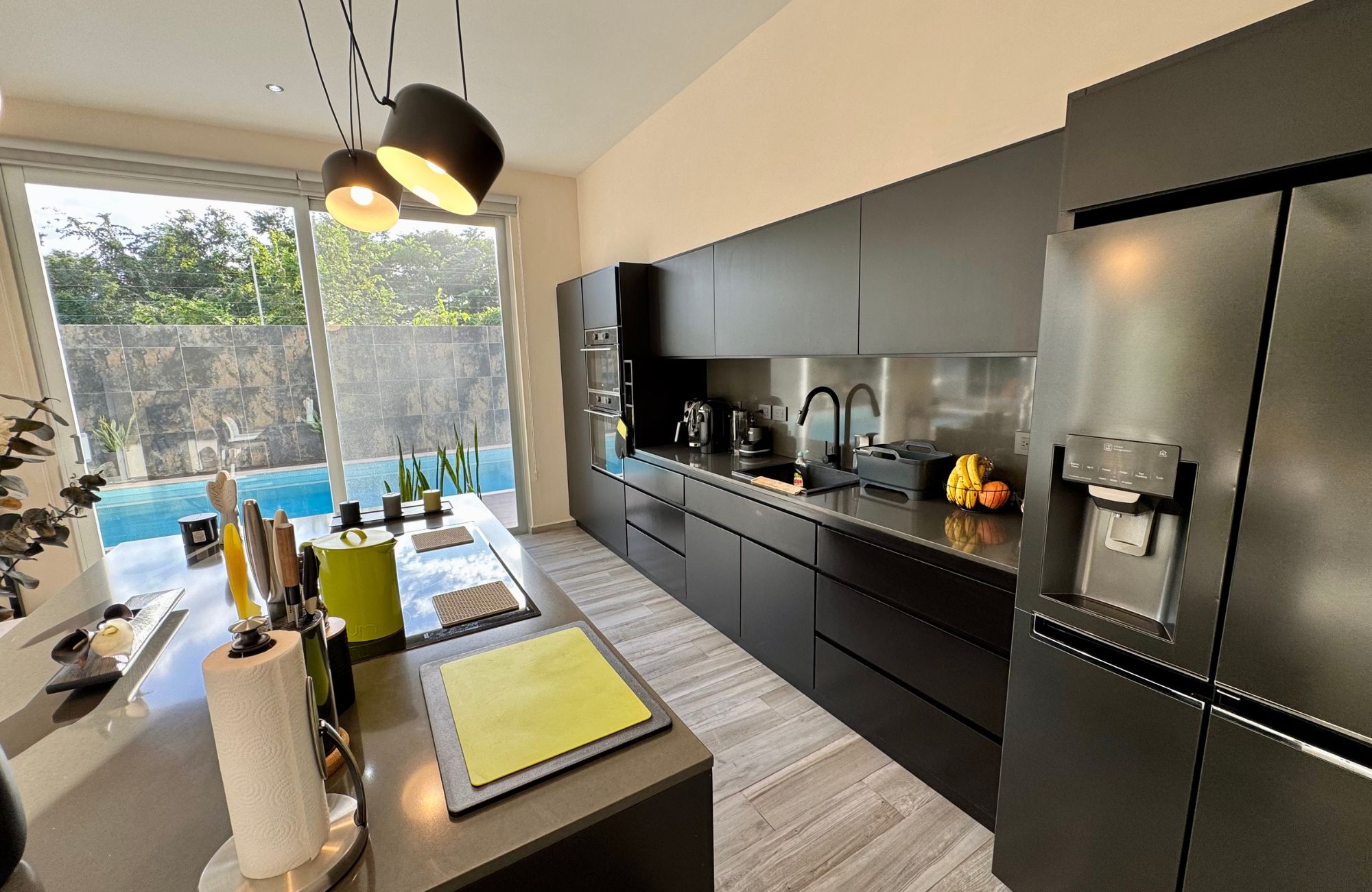 House with private pool, rooftop, double-height window, pre-construction, for sale in Country Club, Cozumel.